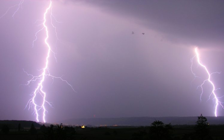 lightning, Storm, Rain, Clouds, Sky, Nature, Thunderstorm HD Wallpaper Desktop Background