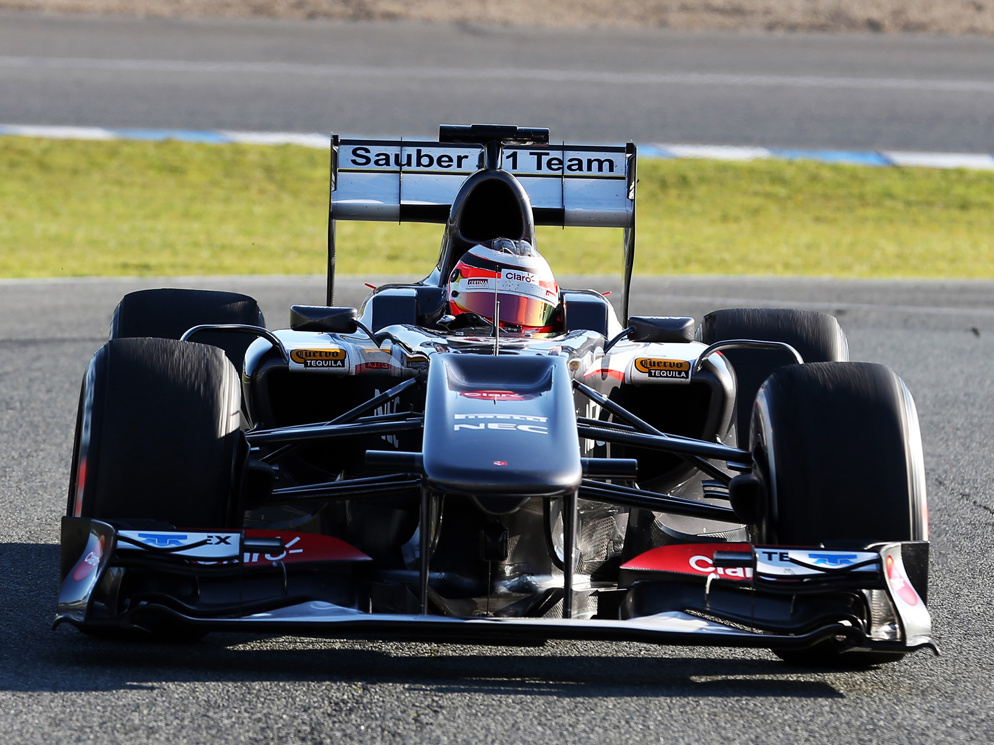 F 1 8c 32 какая. Sauber c32 f1. Sauber f1 2013. Моды на f1 2013 Sauber l. Машины формулы 1 2013.