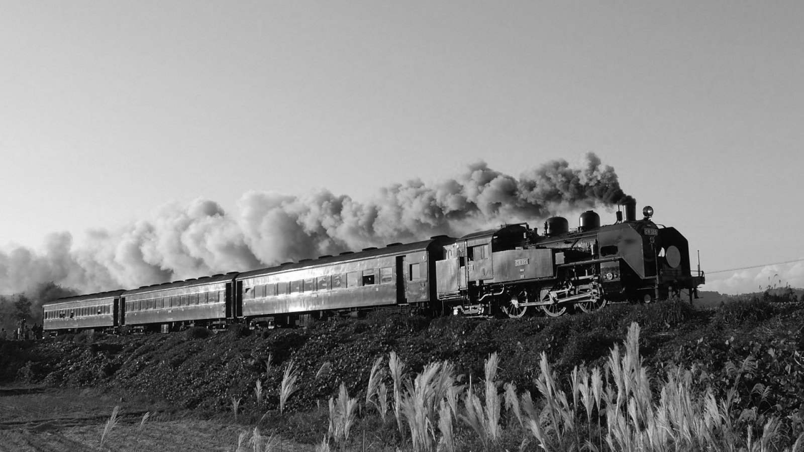 train, Locomotive, Railroad, Trains, Tractor, Tracks, Engine, Railway Wallpaper