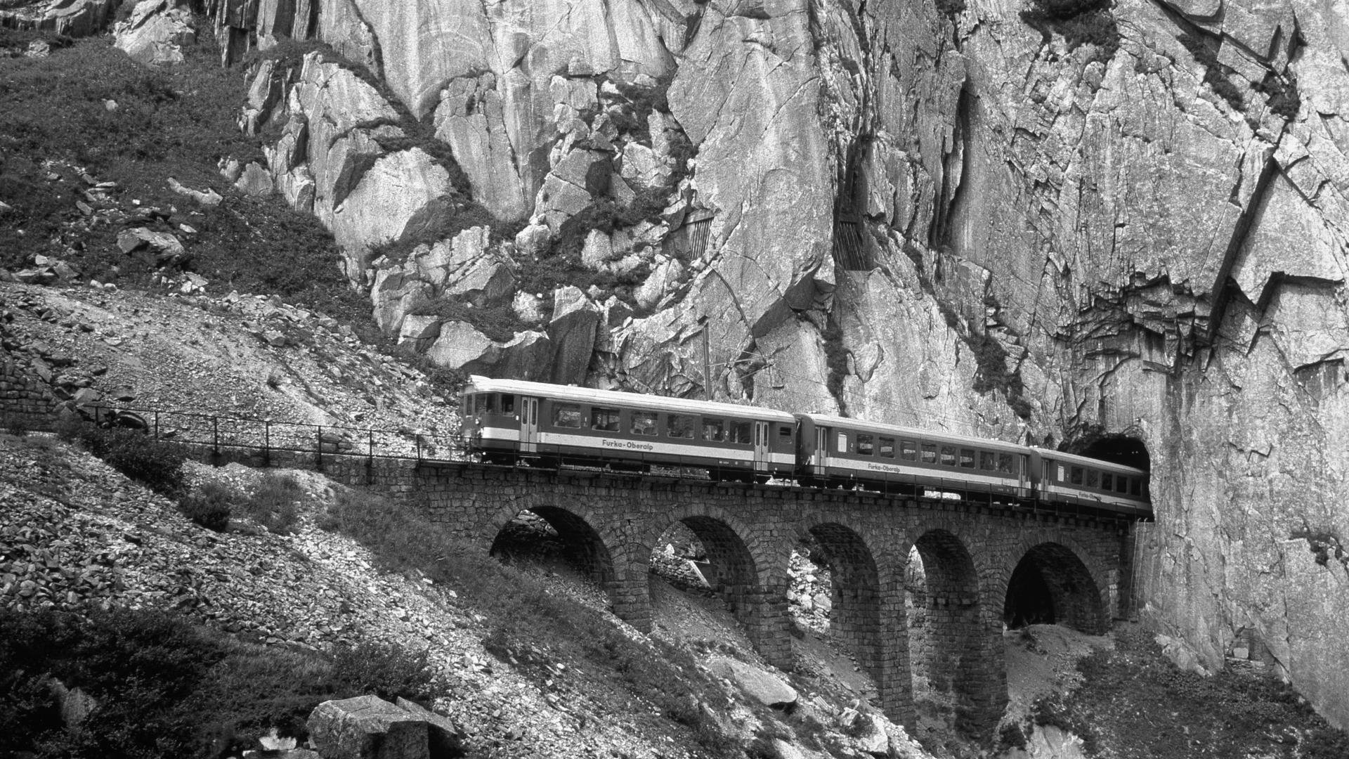 train, Locomotive, Railroad, Trains, Tractor, Tracks, Engine, Railway Wallpaper