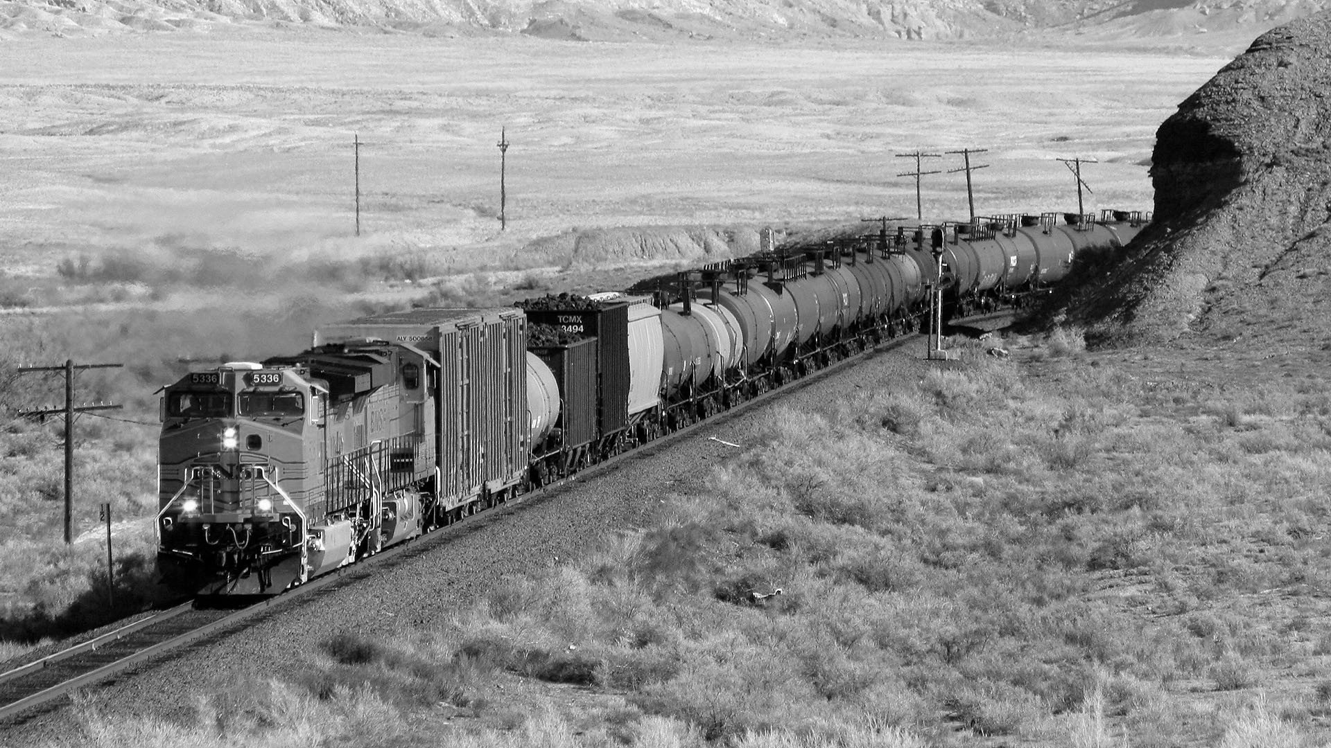 train, Locomotive, Railroad, Trains, Tractor, Tracks, Engine, Railway Wallpaper