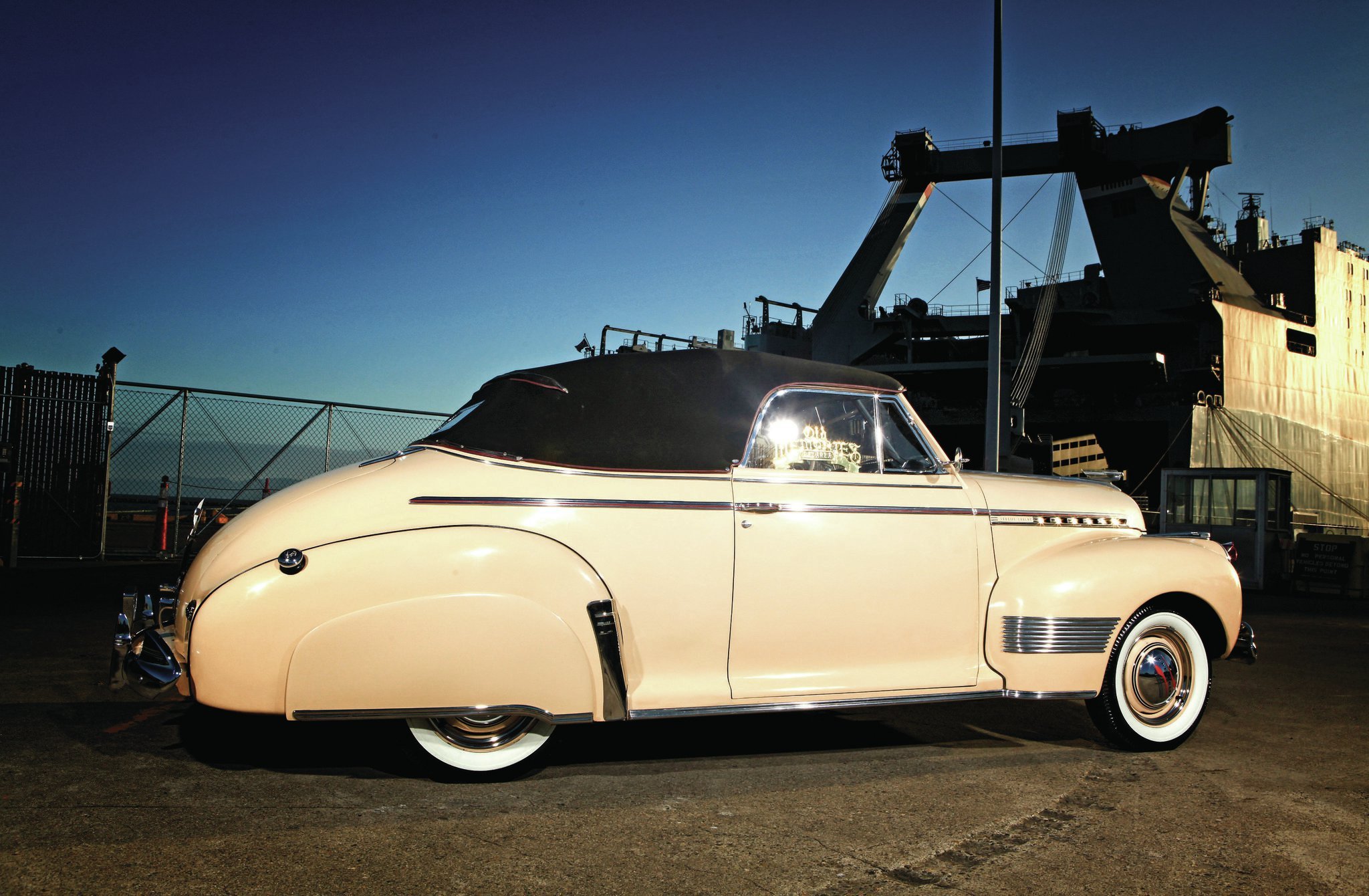 1941, Chevrolet, Special, Deluxe, Cabriolet, Custom, Tuning, Hot, Rods, Rod, Gangsta, Lowrider Wallpaper