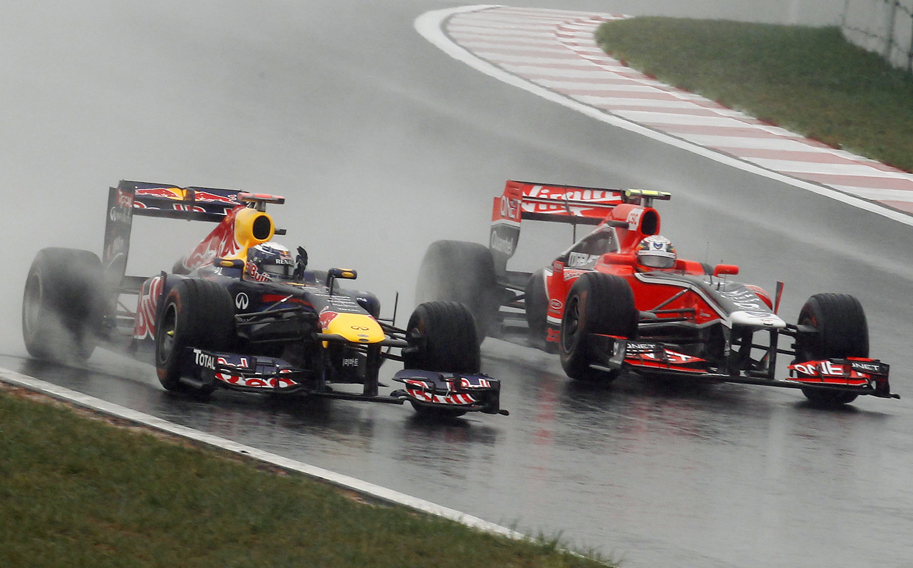 formula, One, Formula 1, Race, Racing, F 1, Rain Wallpaper