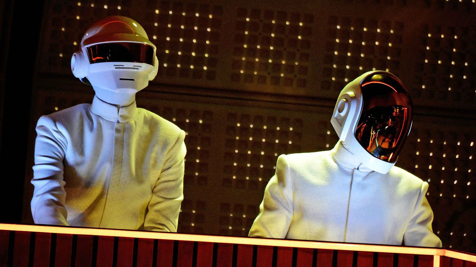 daft, Punk, Dubstep, Electro, House, Dance, Disco, Electronic, Robot, Cyborg Wallpaper