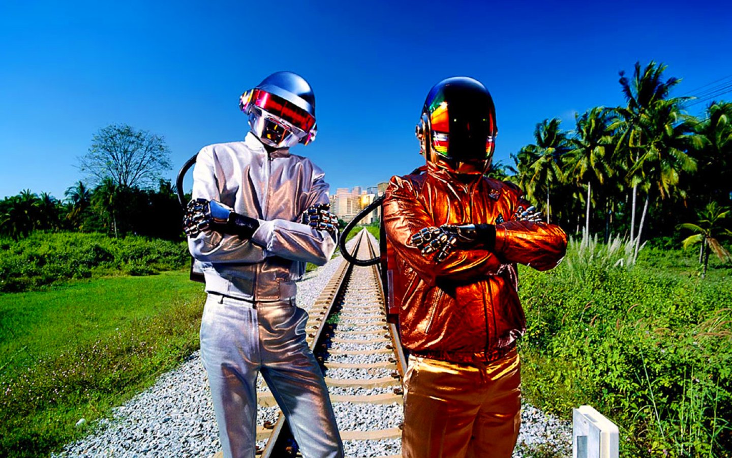 daft, Punk, Dubstep, Electro, House, Dance, Disco, Electronic, Robot, Cyborg Wallpaper