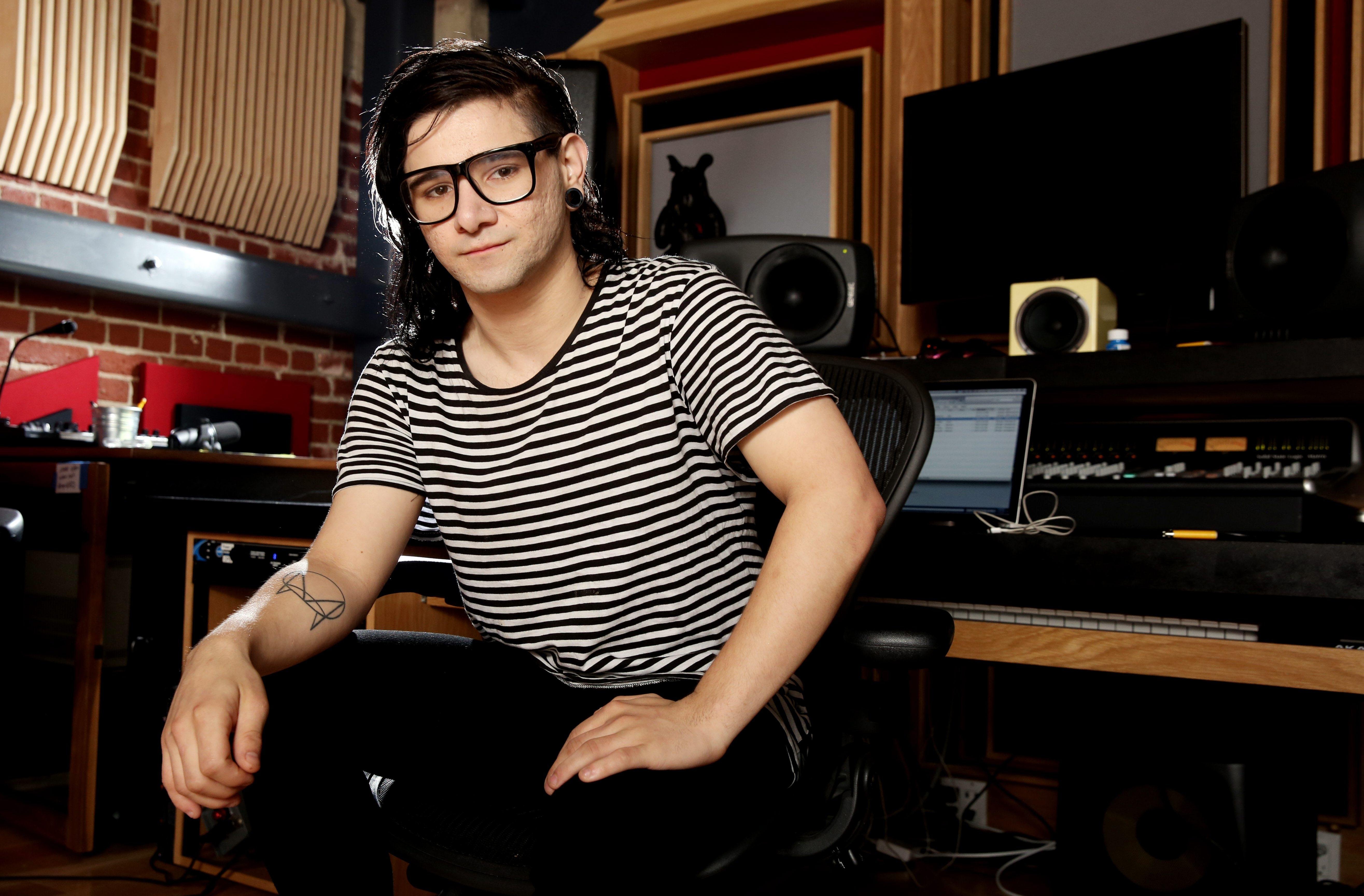 skrillex, Dubstep, Electro, House, Dance, Disco, Electronic, Robot, Cyborg Wallpaper