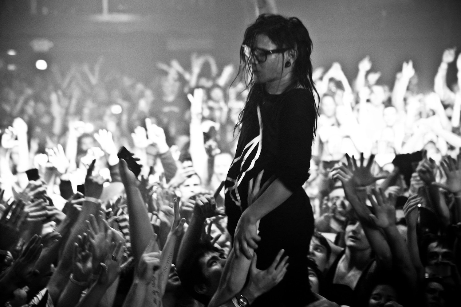 skrillex, Dubstep, Electro, House, Dance, Disco, Electronic, Robot, Cyborg Wallpaper