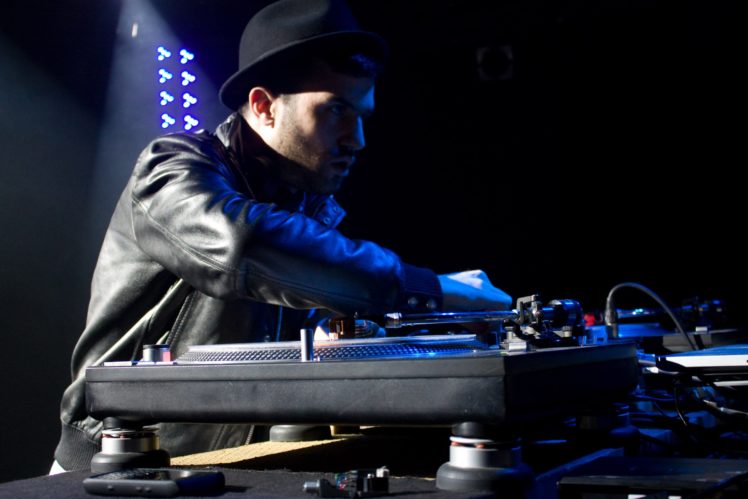 dance, Electro, House, Edm, Disco, Electronic, Pop, Dubstep, Hip, Hop, D j, Disc, Jockey HD Wallpaper Desktop Background