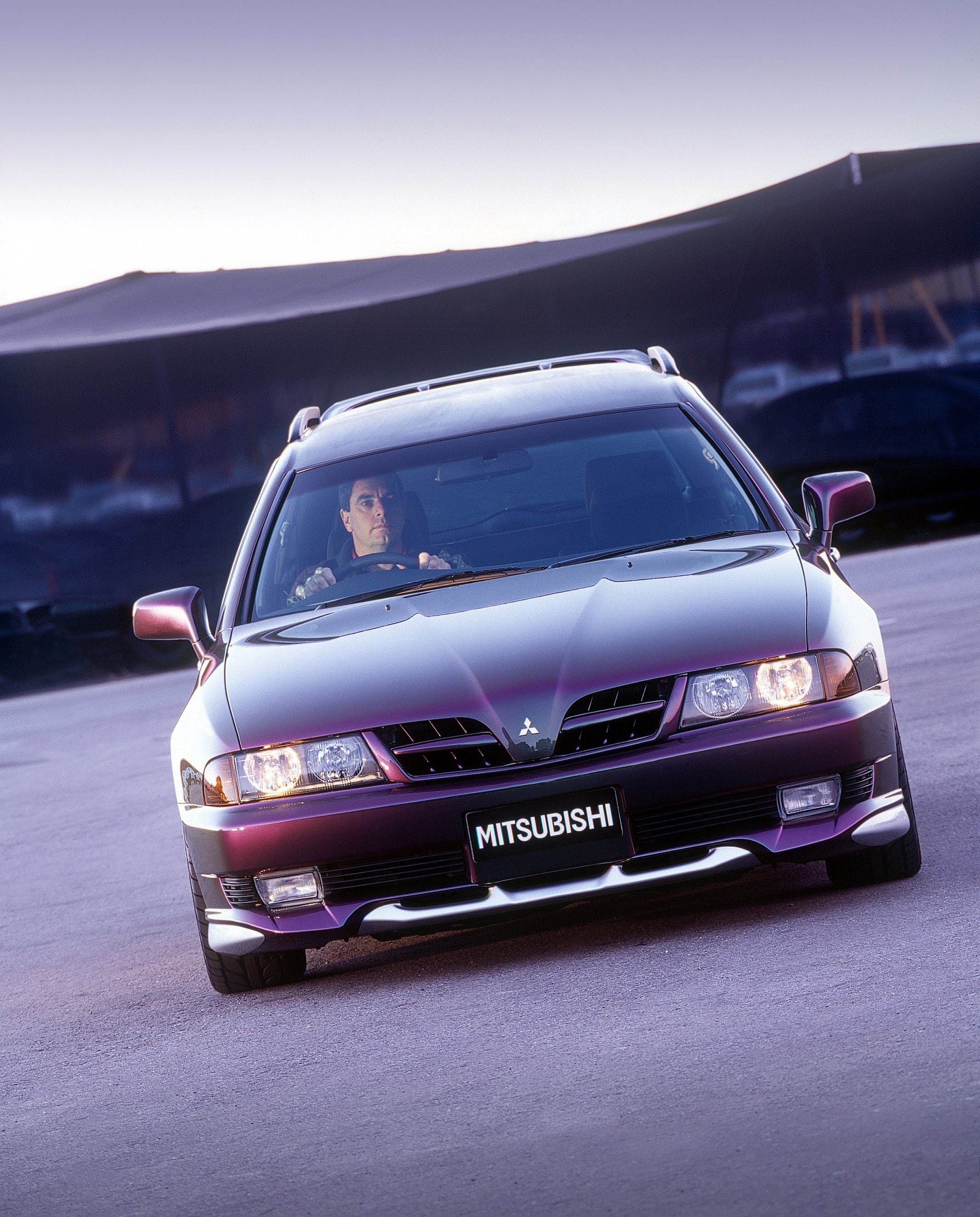 2000, Mitsubishi, Magna, Sports, Wagon, Concept, Stationwagon Wallpaper