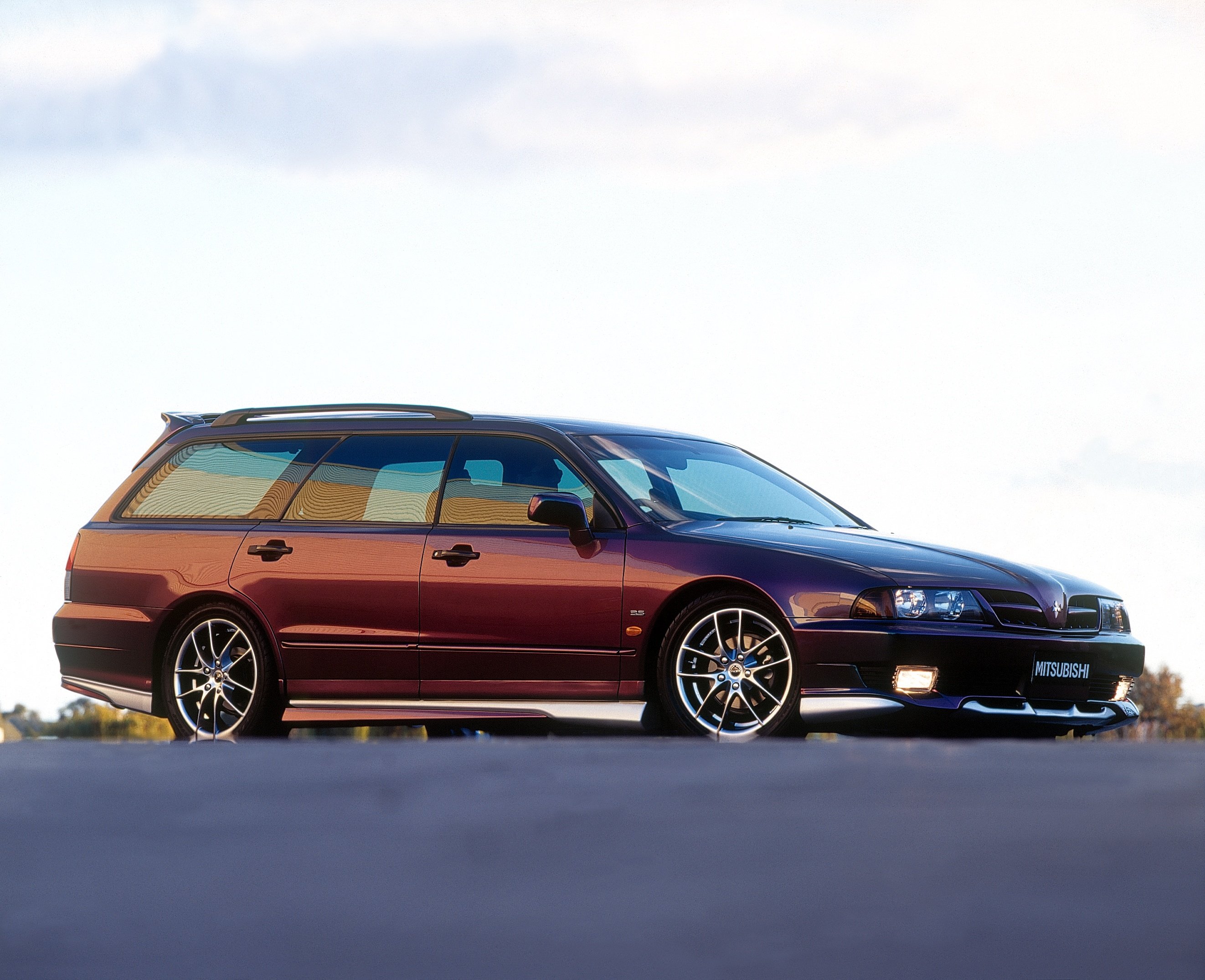 2000, Mitsubishi, Magna, Sports, Wagon, Concept, Stationwagon Wallpaper
