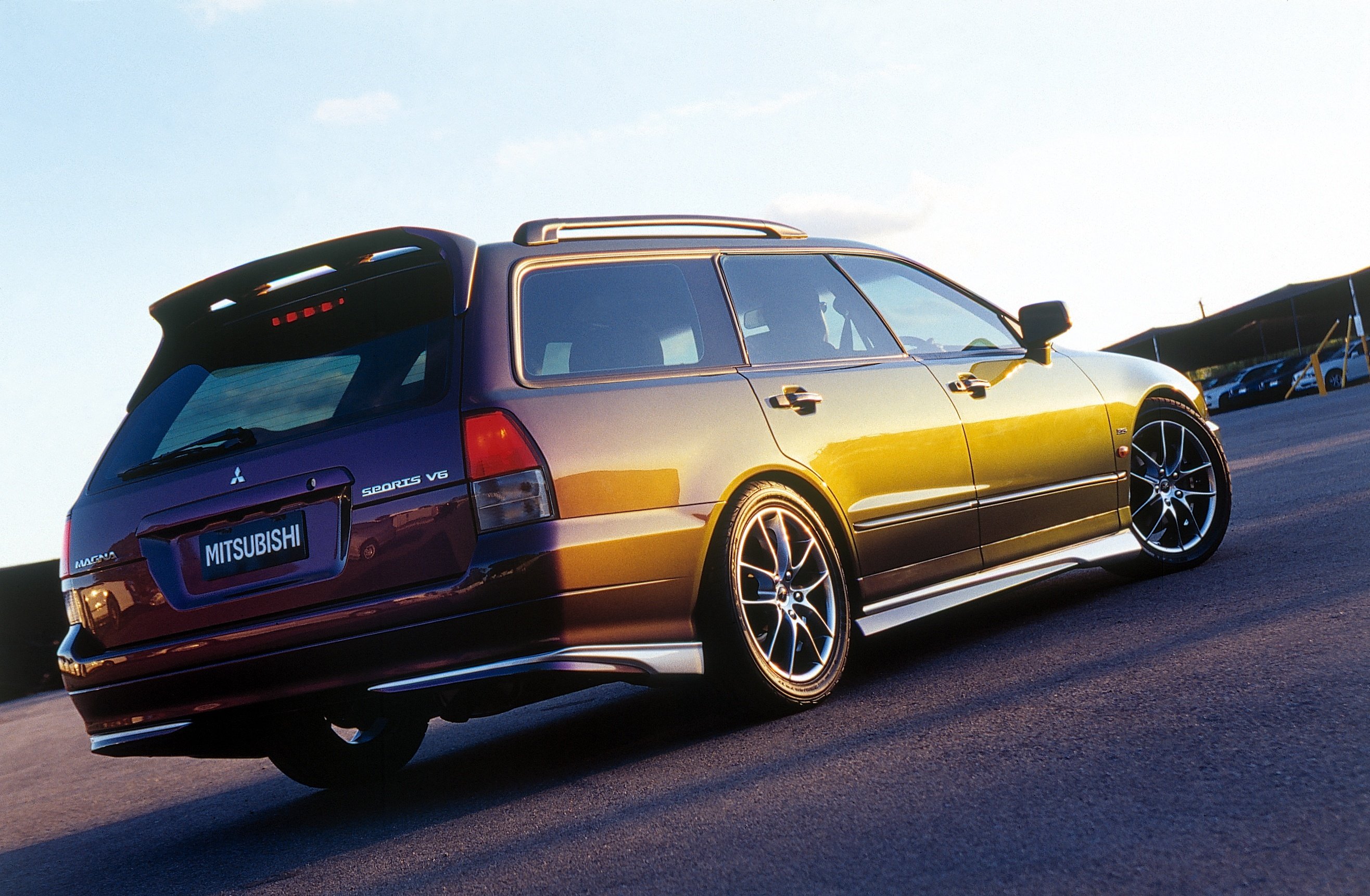 2000, Mitsubishi, Magna, Sports, Wagon, Concept, Stationwagon Wallpaper