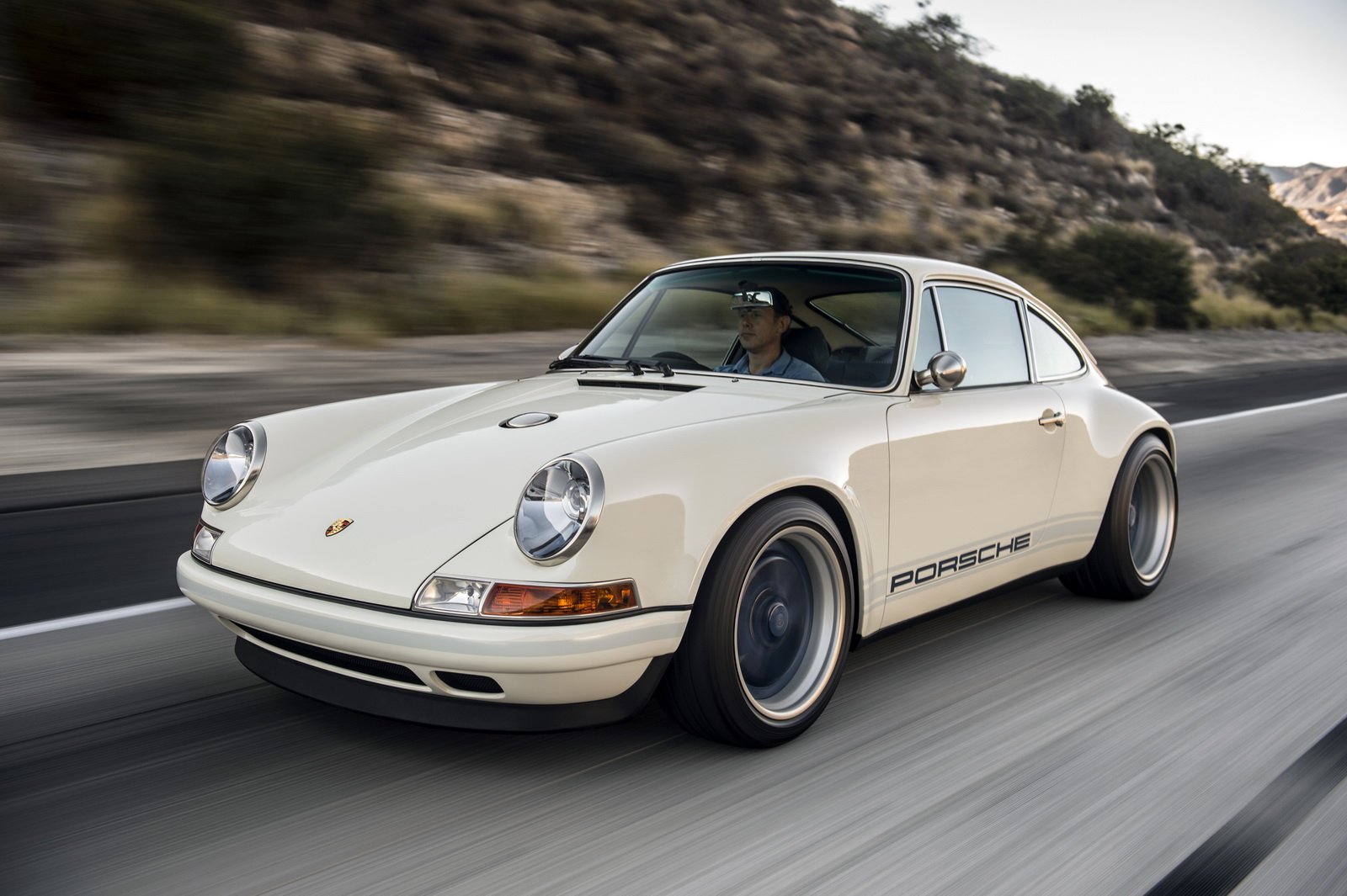 Porsche singer wallpaper