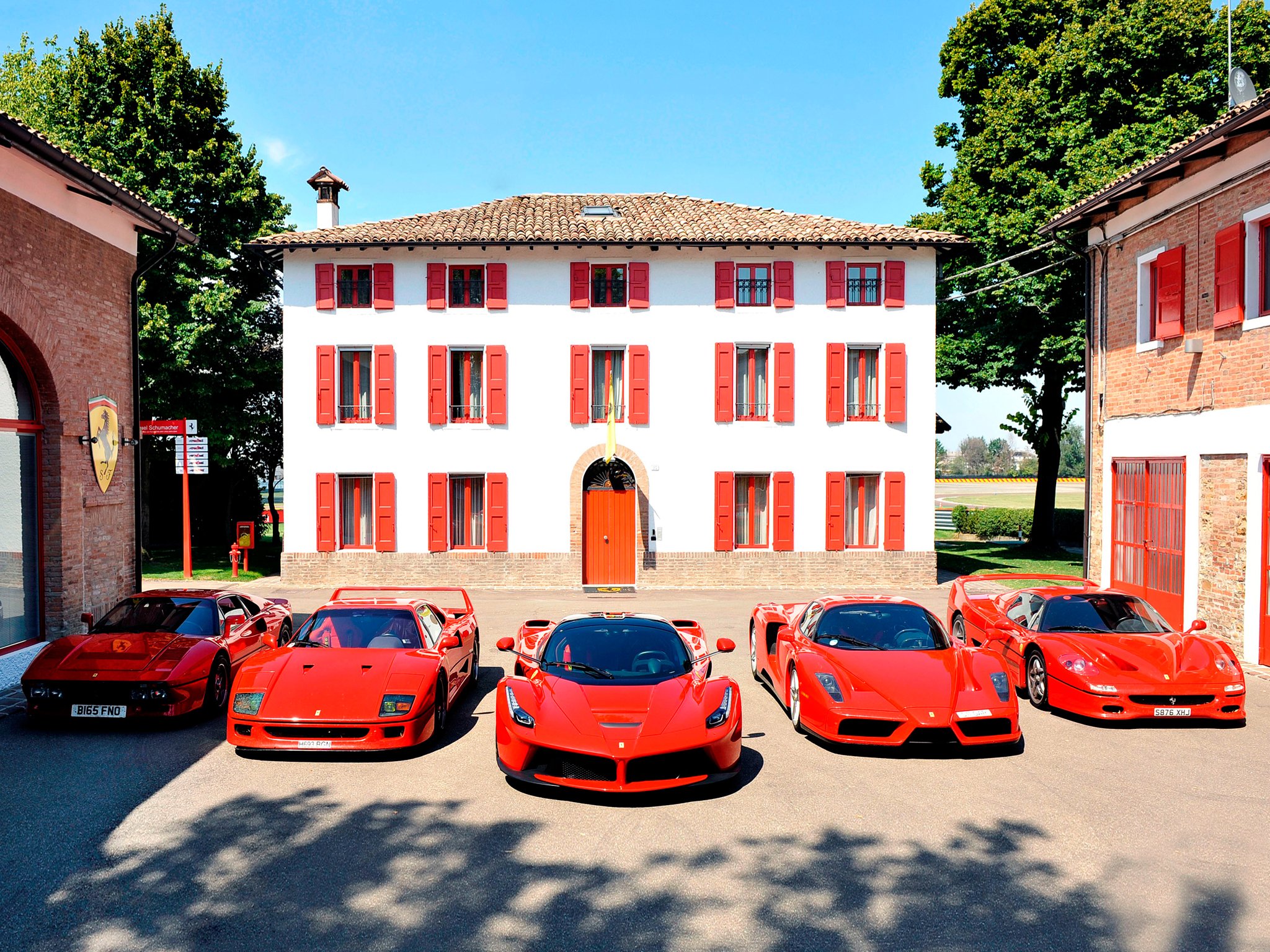 ferrari, Supercar, Race, Racing Wallpaper