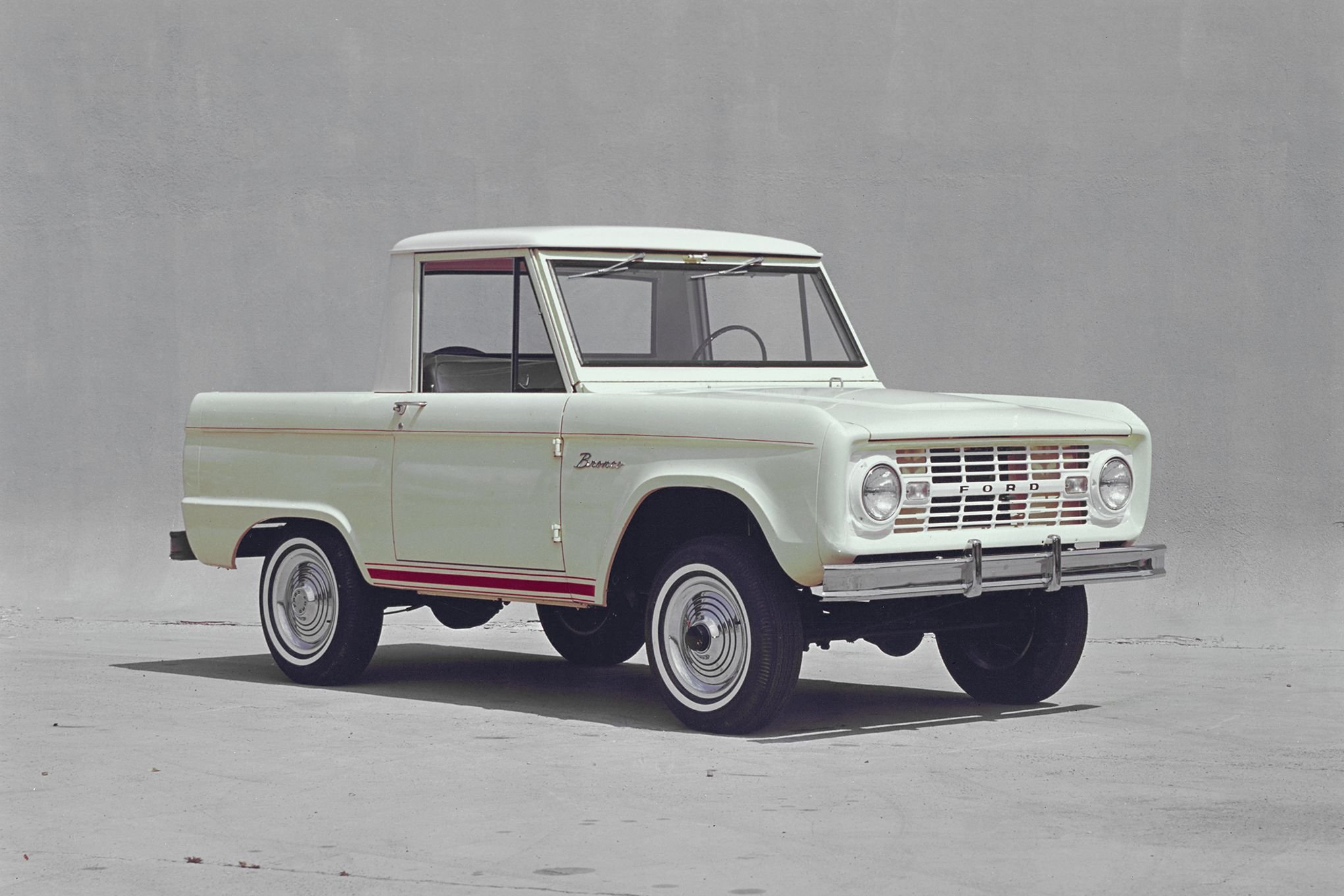 1966 16, Ford, Bronco, Offroad, 4x4, Custom, Truck, Suv Wallpaper