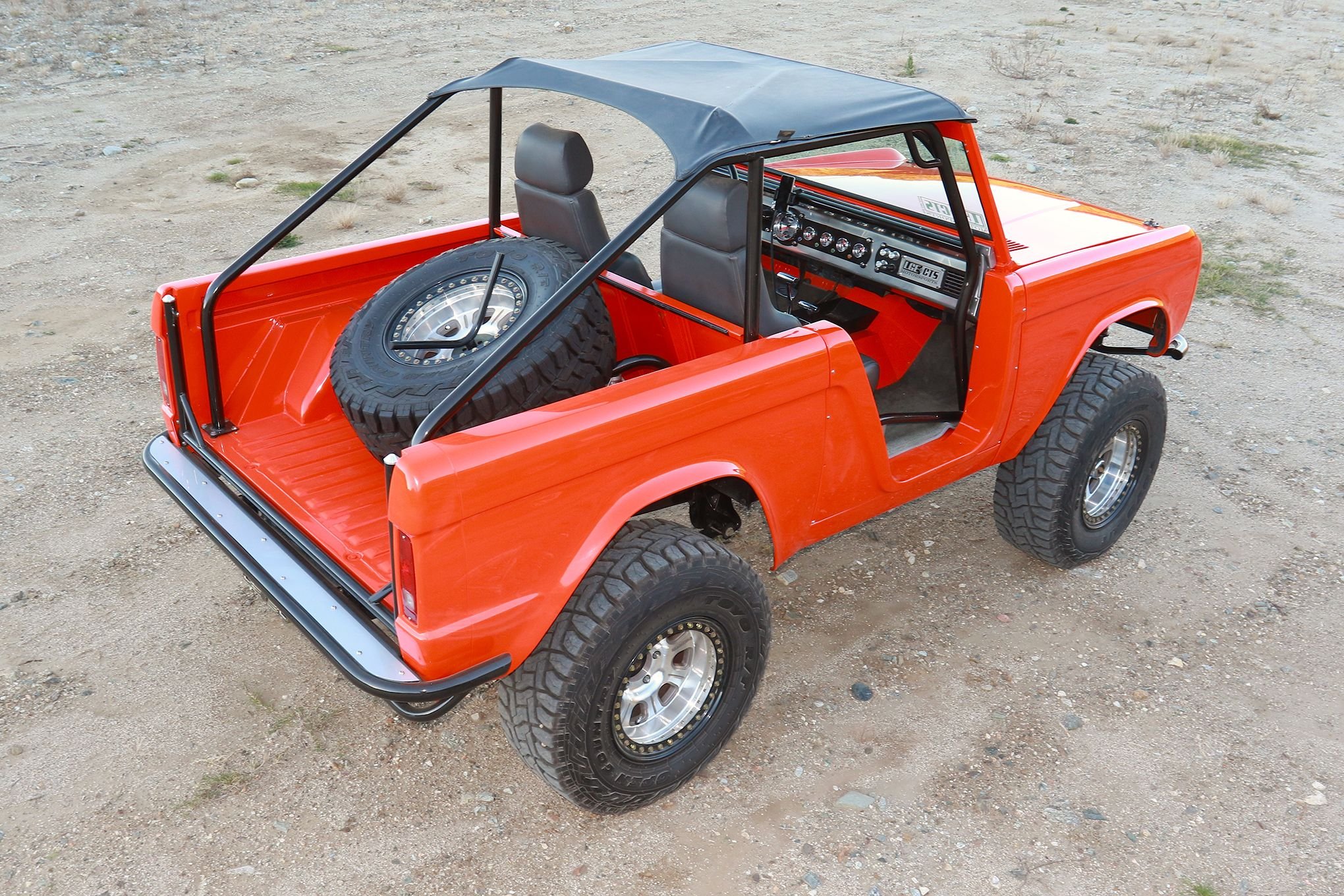 1966, Ford, Bronco, Offroad, 4x4, Custom, Truck, Suv, Classic Wallpaper