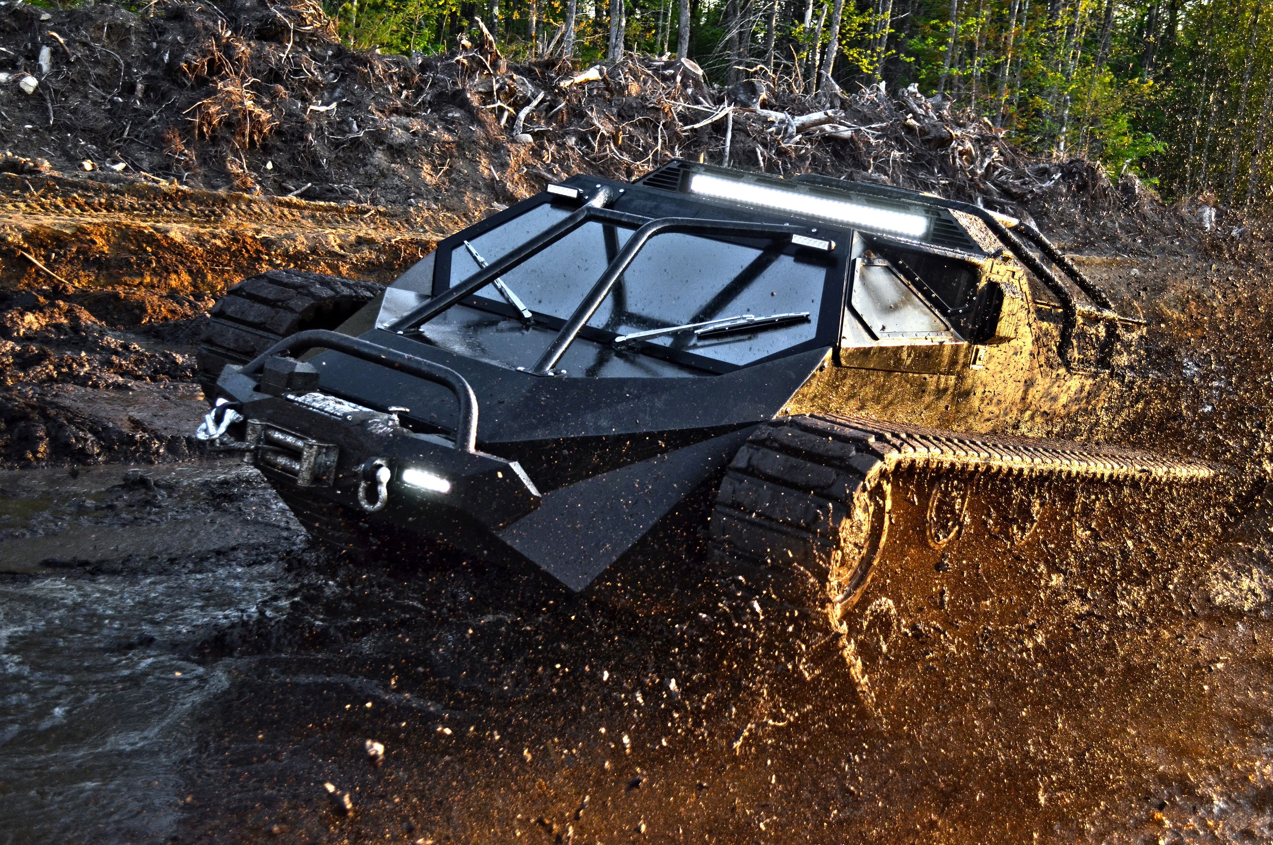 Танк Ripsaw ev2