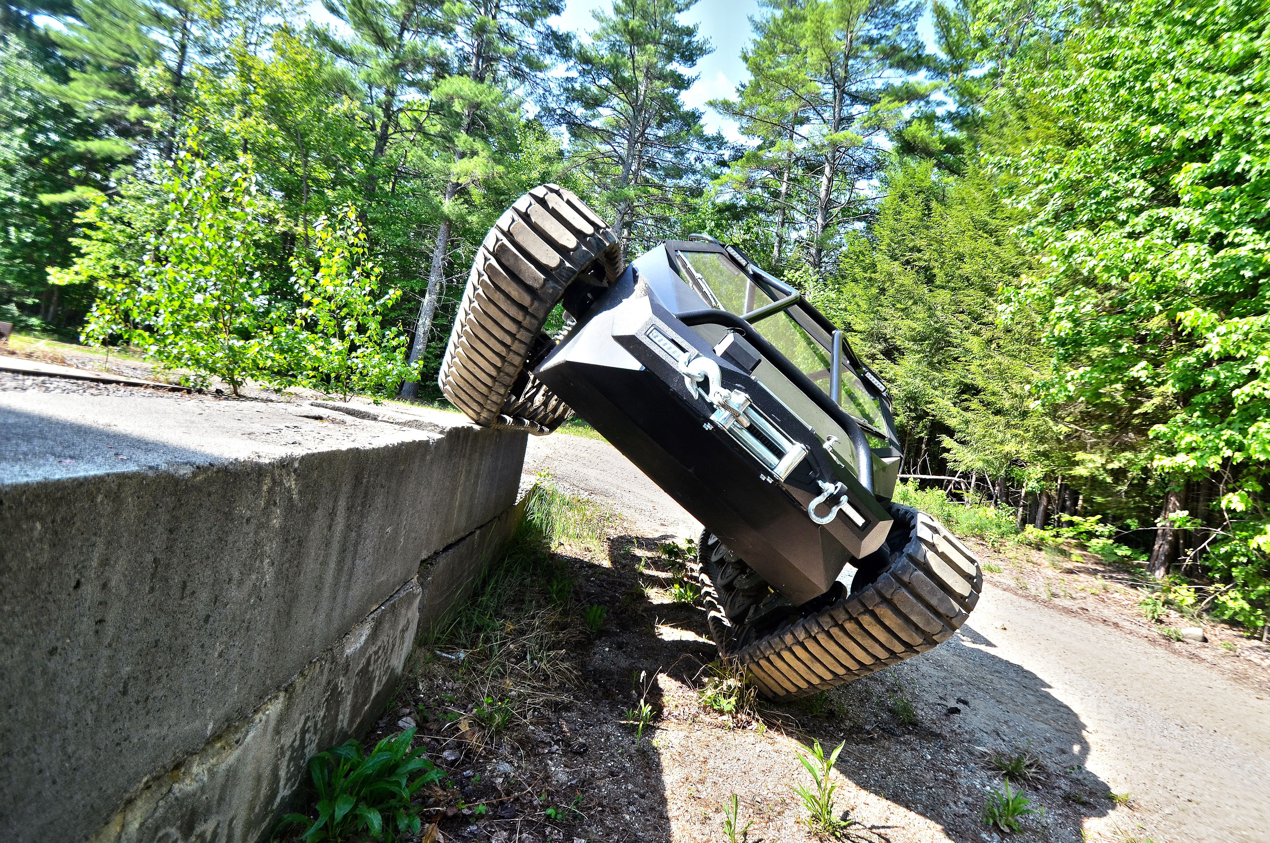 ripsaw, Ev2, Luxury, Super, Tank, Offroad, 4x4, Custom, Truck, Military Wallpaper