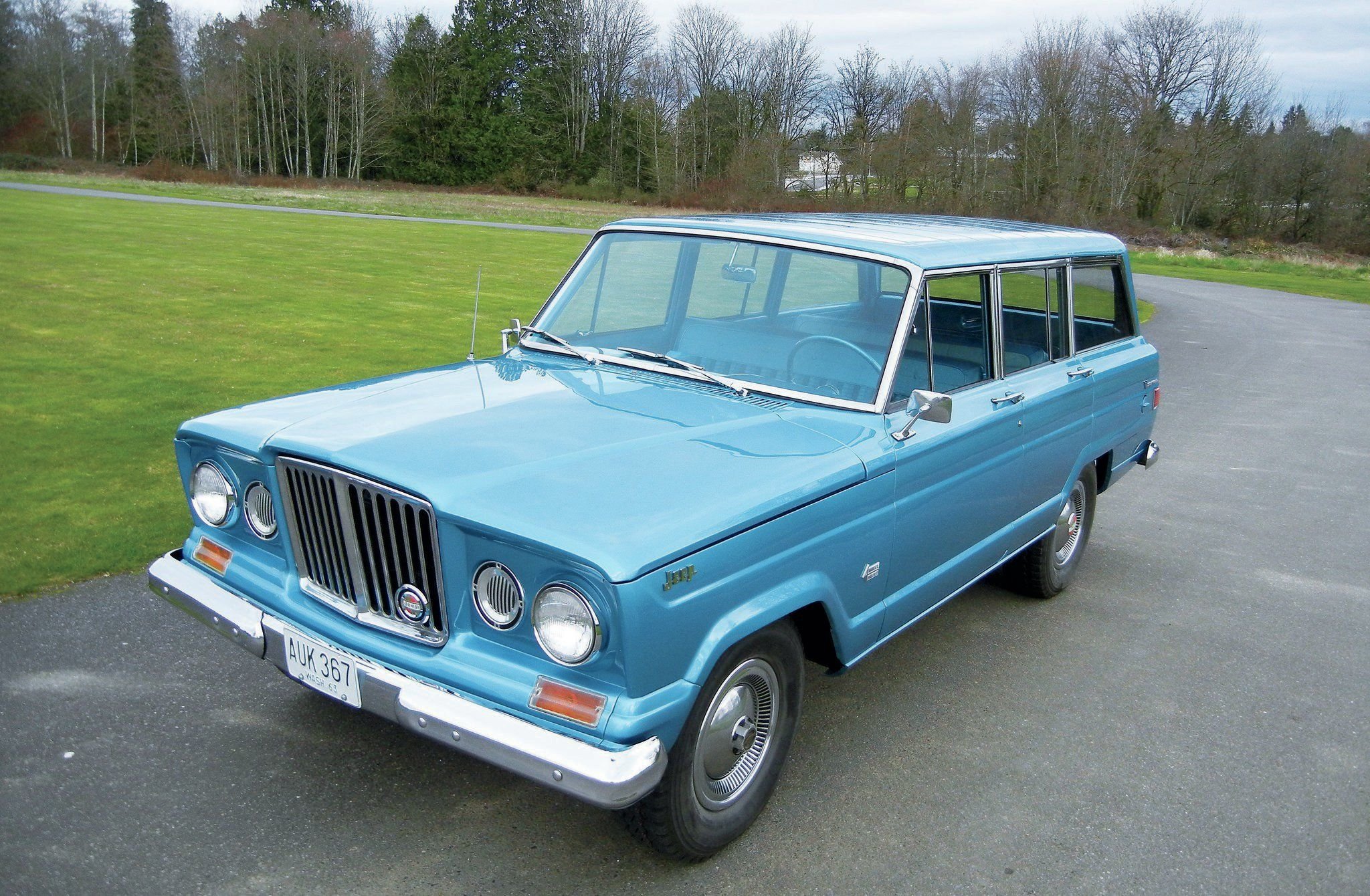 Jeep Wagoneer 1966