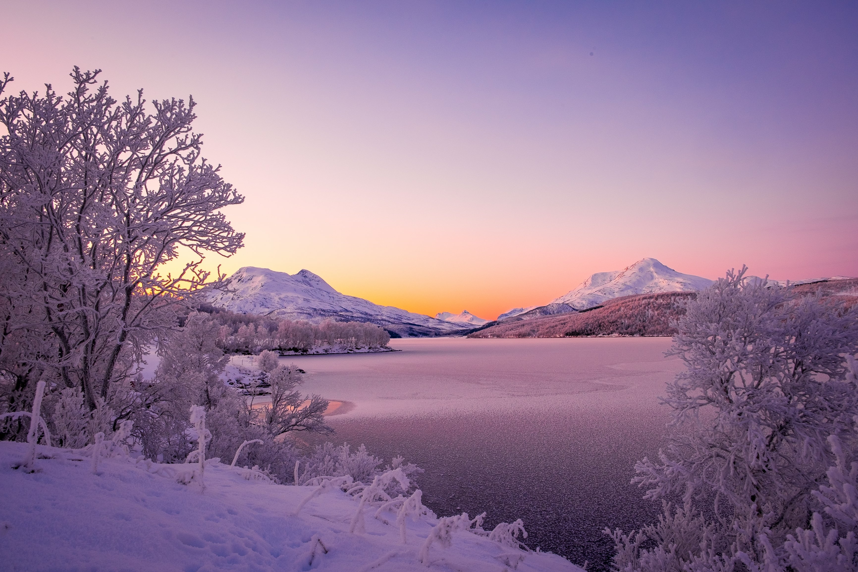 norway, Lake, Winter, Mountains, Snow, Nature Wallpaper