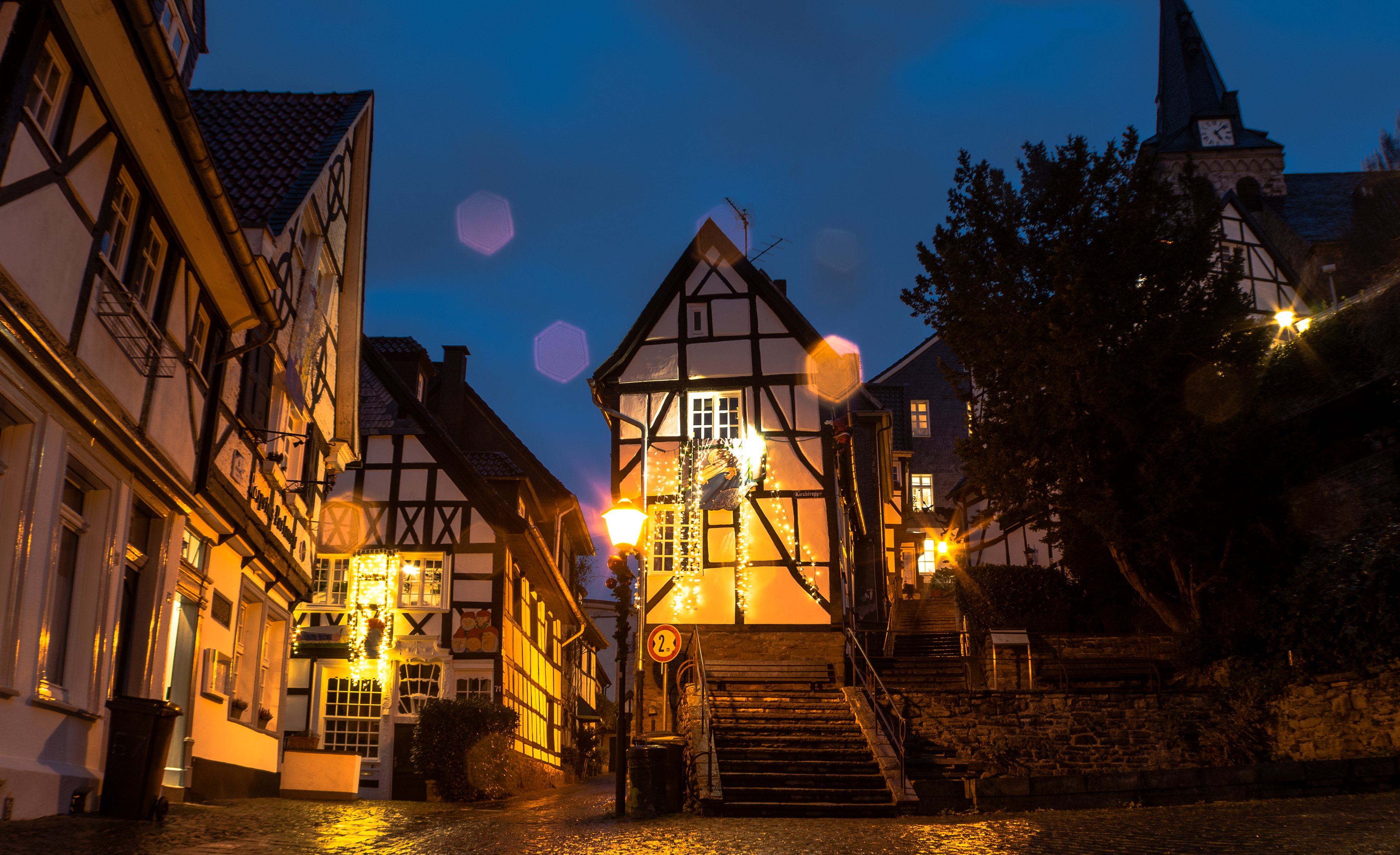 ermany, Houses, Night, Street, Lights, Street, Chemnitz, Cities Wallpaper