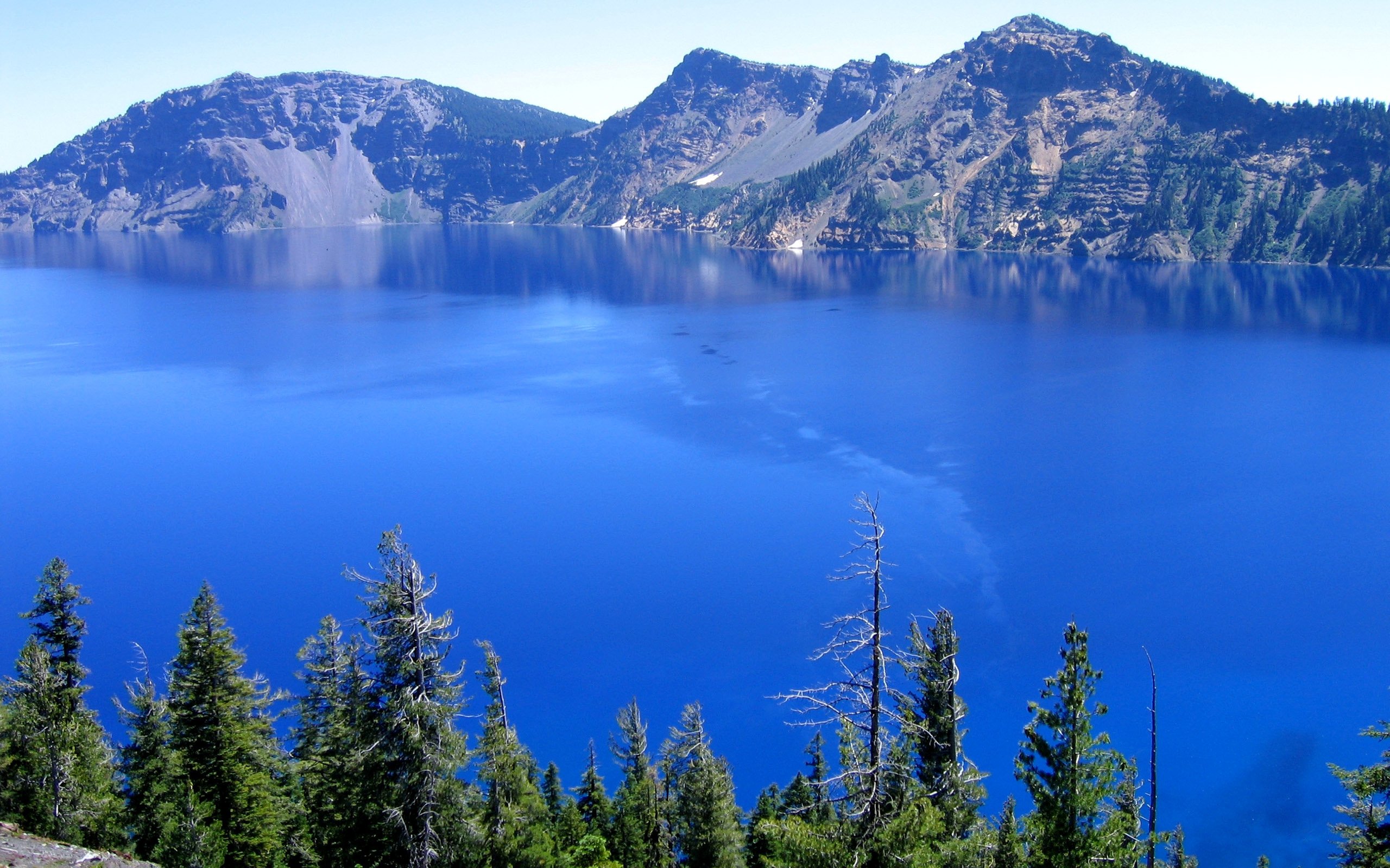 water, Mountains Wallpaper