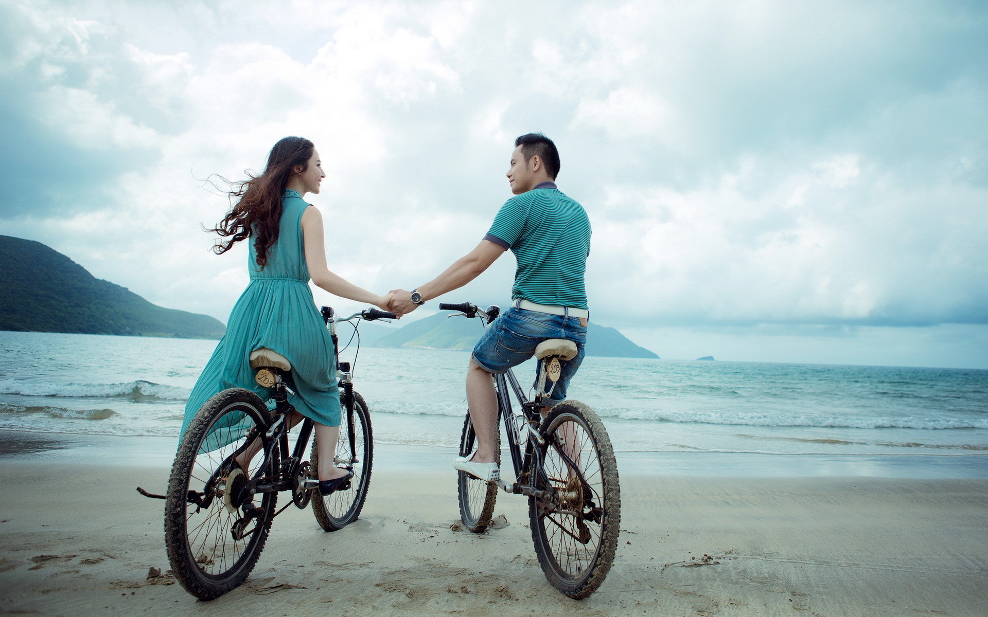 couple, Bicycle, Beach, Ocean, Dress, Asian, Mood Wallpaper