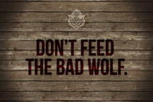 feed, Wolf, Wood