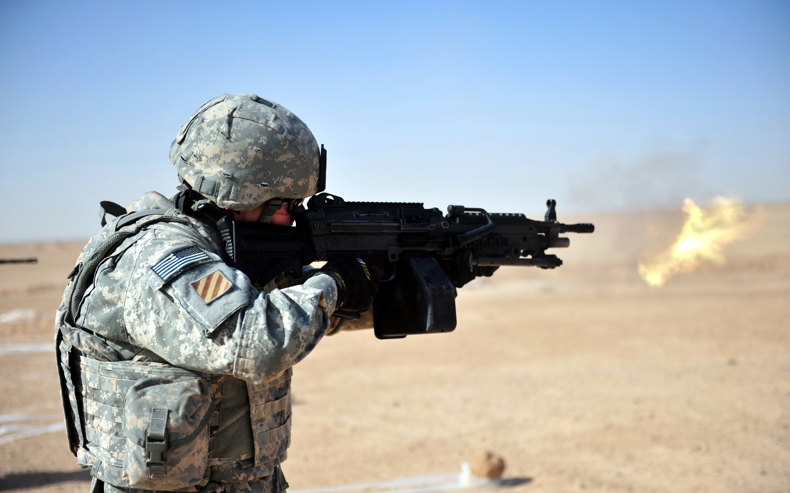 soldiers, Machine, Guns, Firing, Army, Gun, Weapon, Military Wallpaper