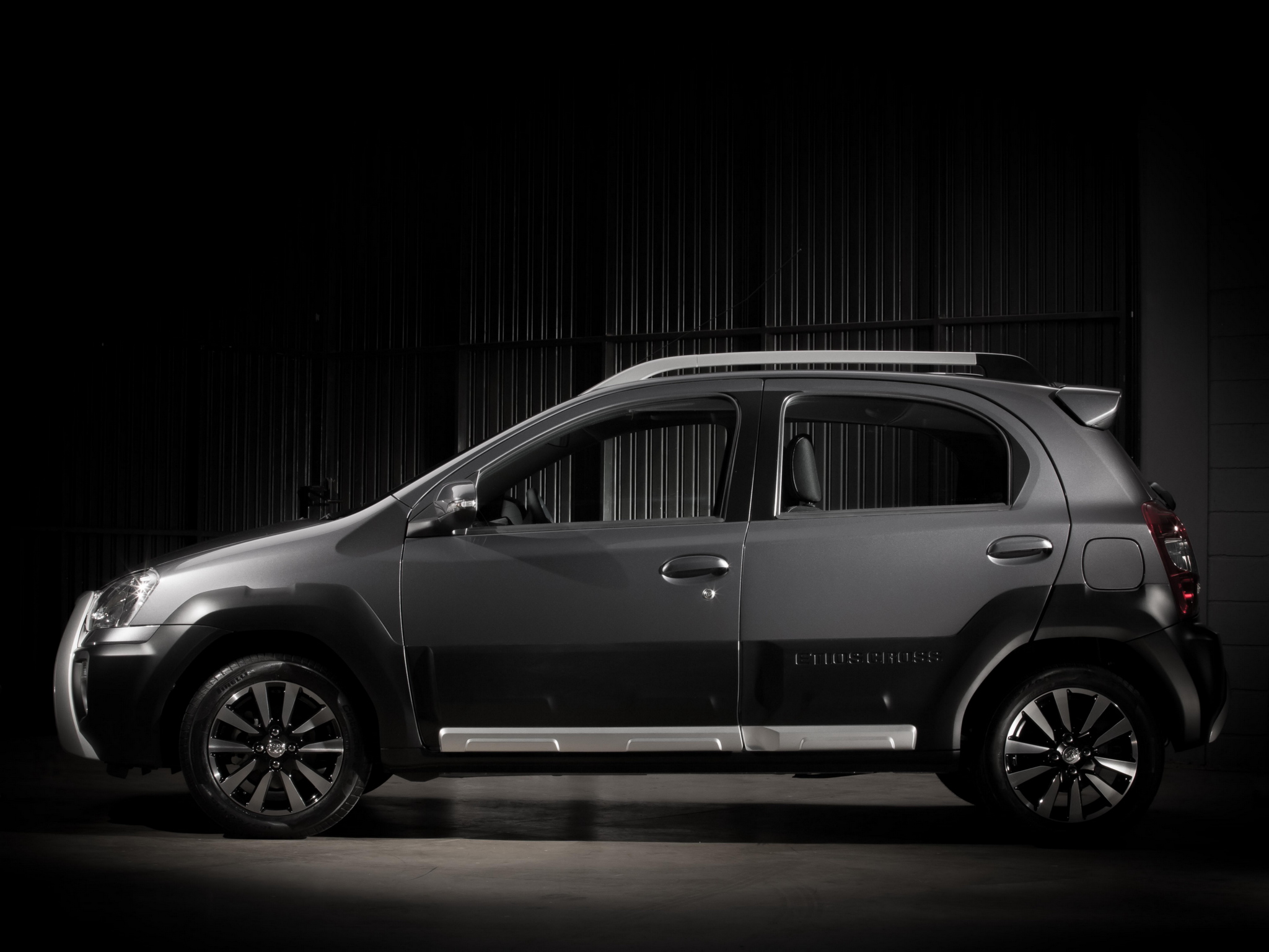 2014, Toyota, Etios, Cross, Awd Wallpaper