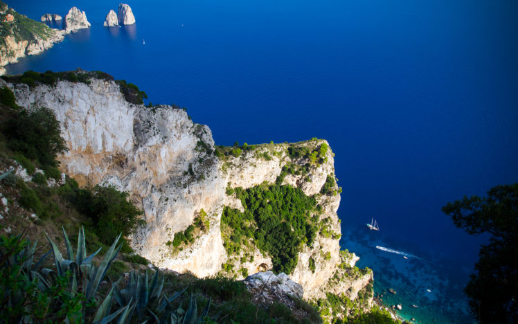 mount, Solaro, Capri, Italy, Cliff, Trees, Rock, Scenic, View, Vehicles, Boats, Sail, Water, Ocean, Sea HD Wallpaper Desktop Background