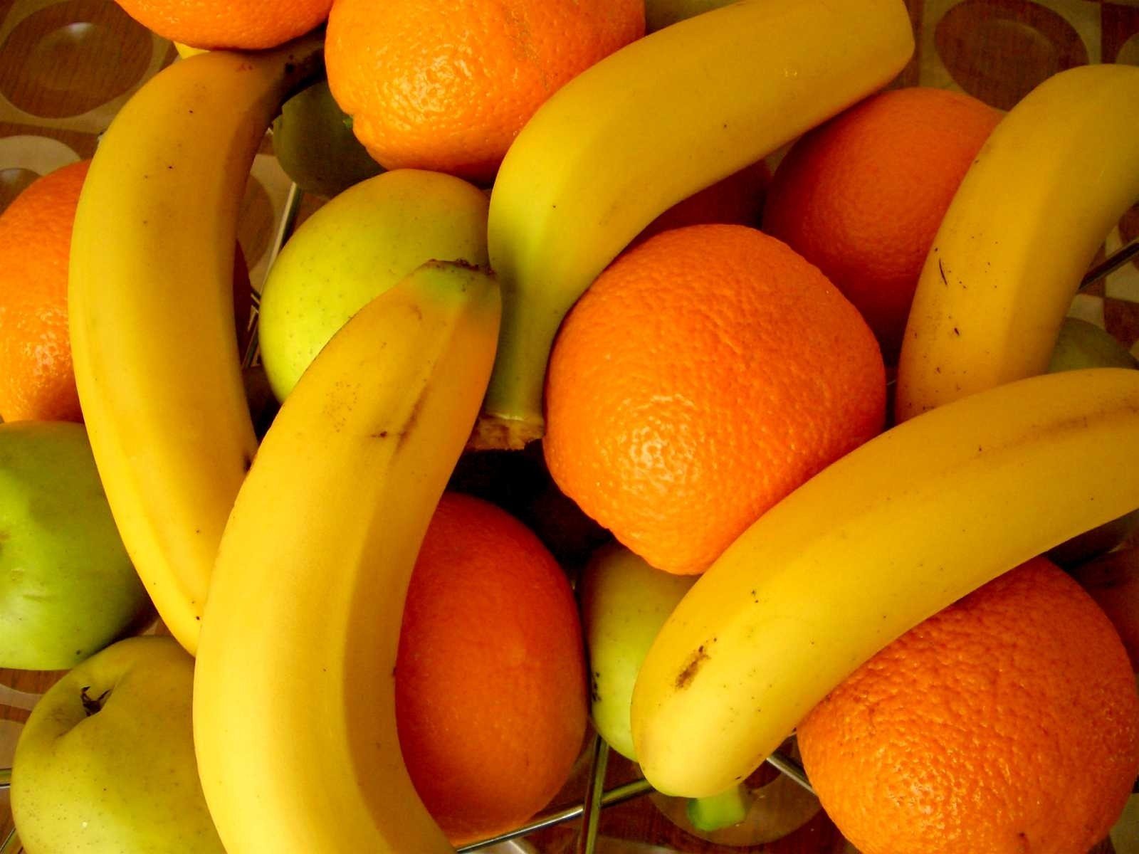 oranges, Bananas Wallpaper