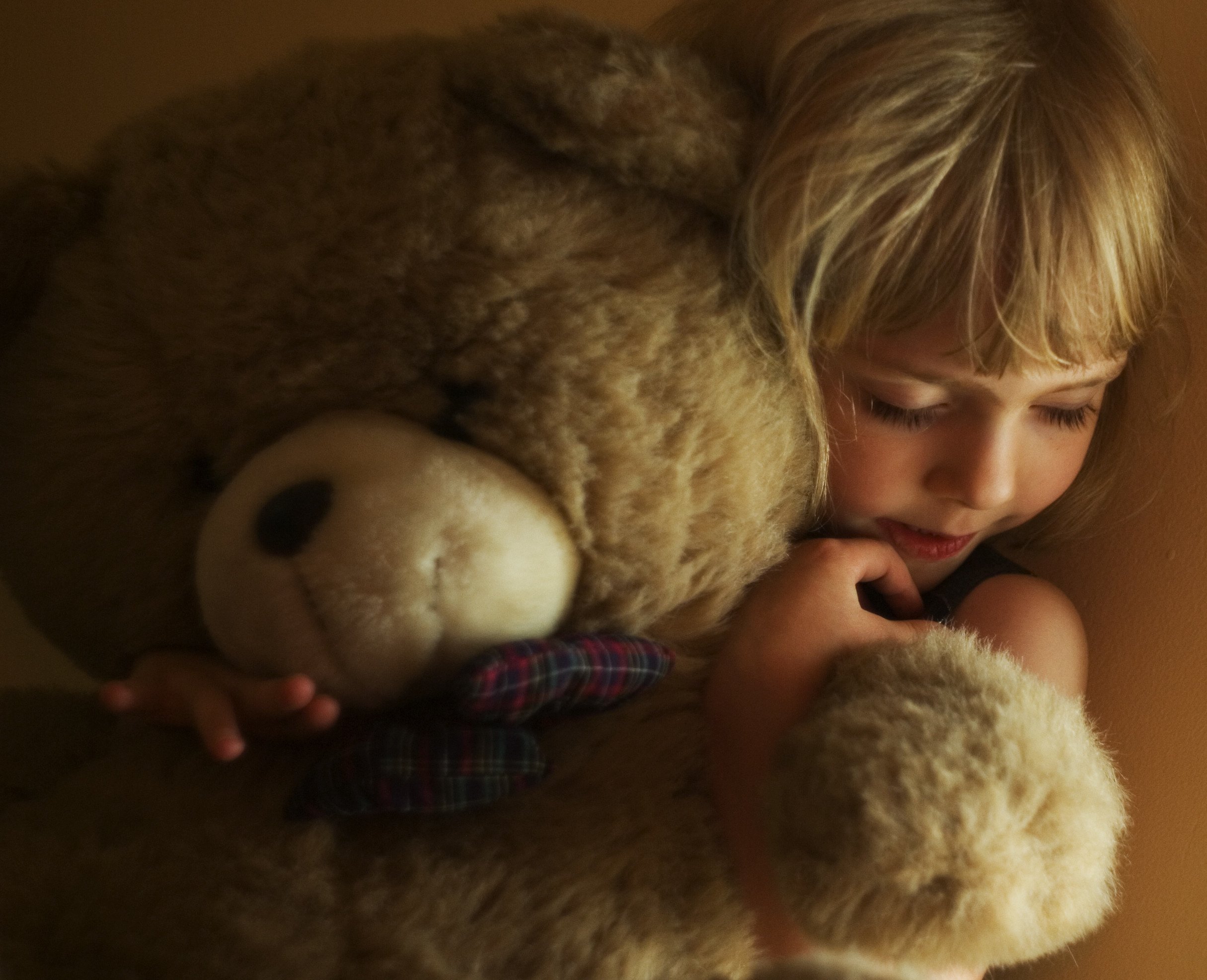 girl, Blonde, Hair, Face, Child, Teddy, Bear, Mood, Love, Child Wallpaper