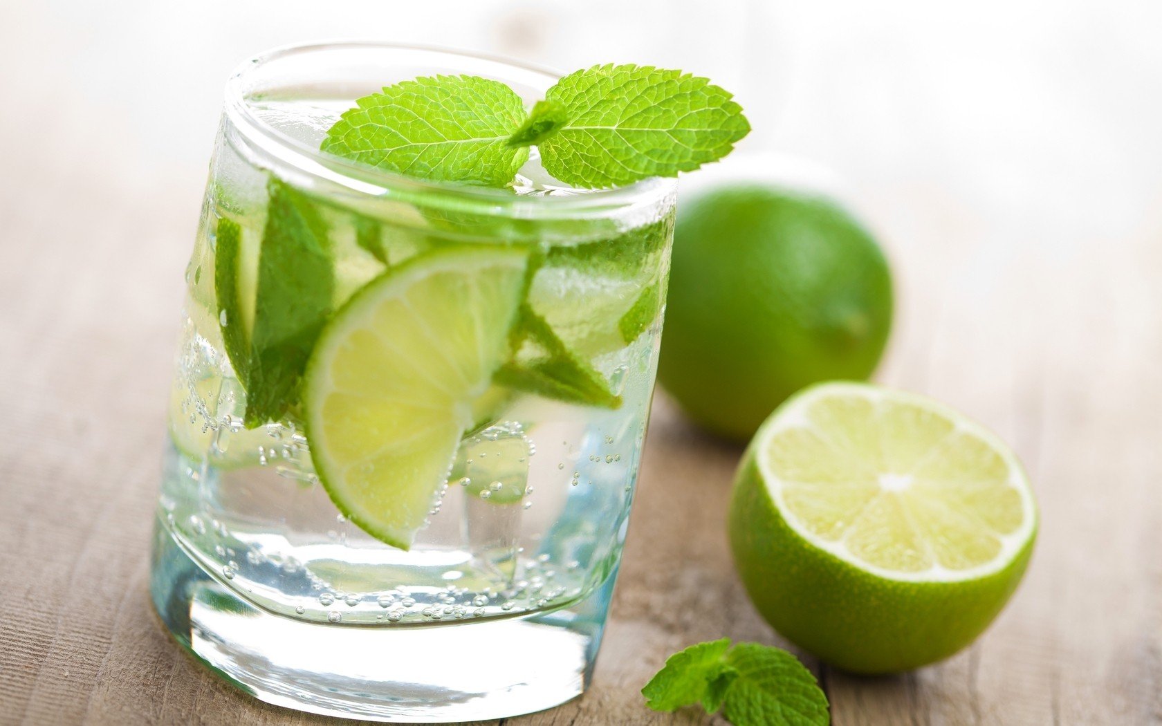 water, Glass, Fruits, Limes, Mint, Drinks, Mojito Wallpaper