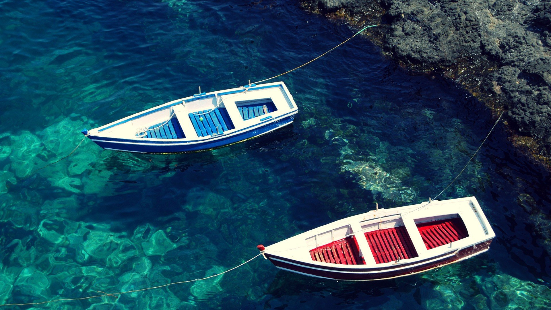 water, Blue, Red, Boats, Sea, Beaches Wallpaper