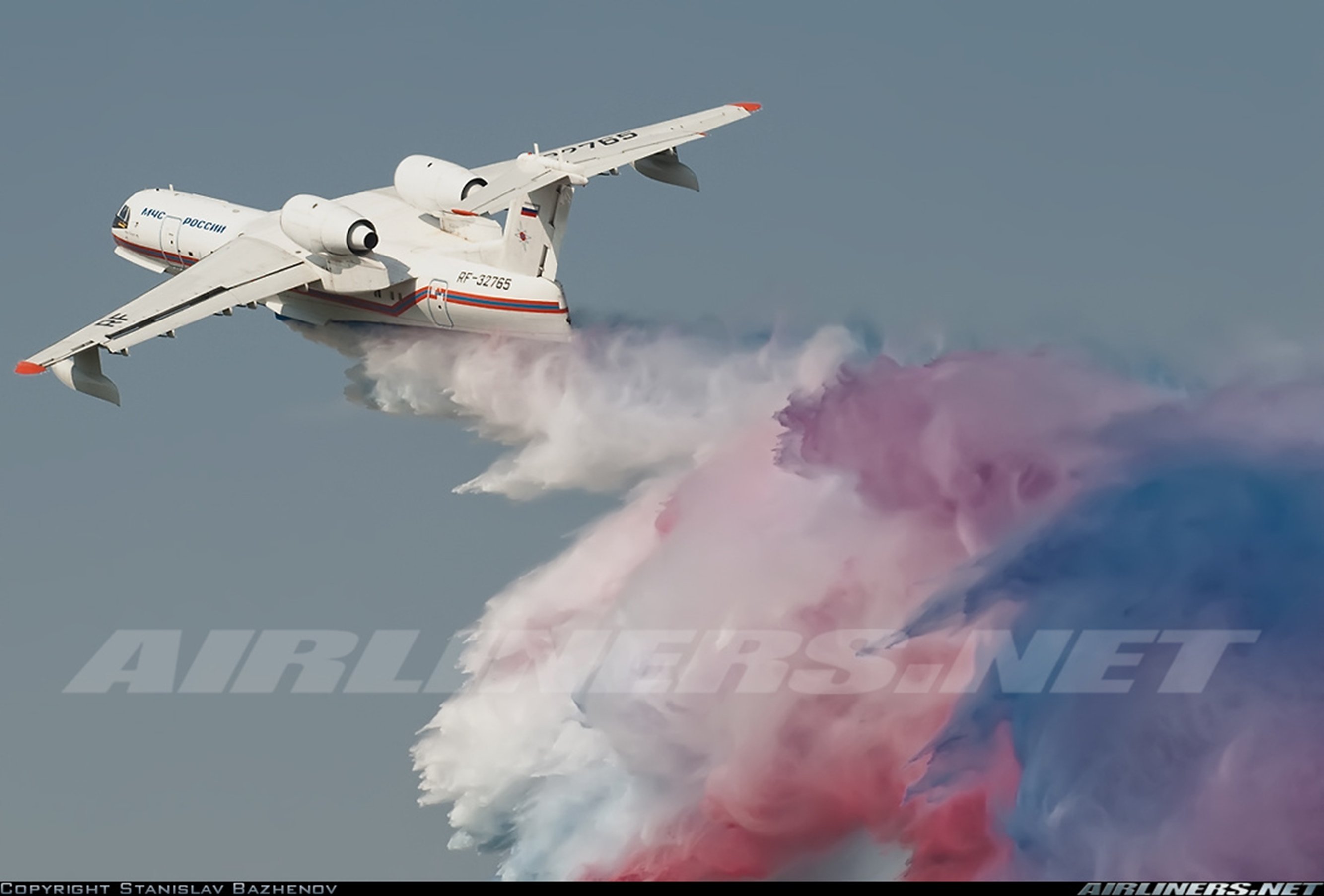 2041403, 2667x1806 Wallpaper