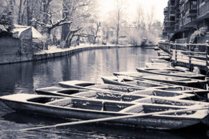 canal, River, Bw, Boats, Winter, Snow, Trees, Black, White, Monochrome, Rivers, Streams, Cities, Snow