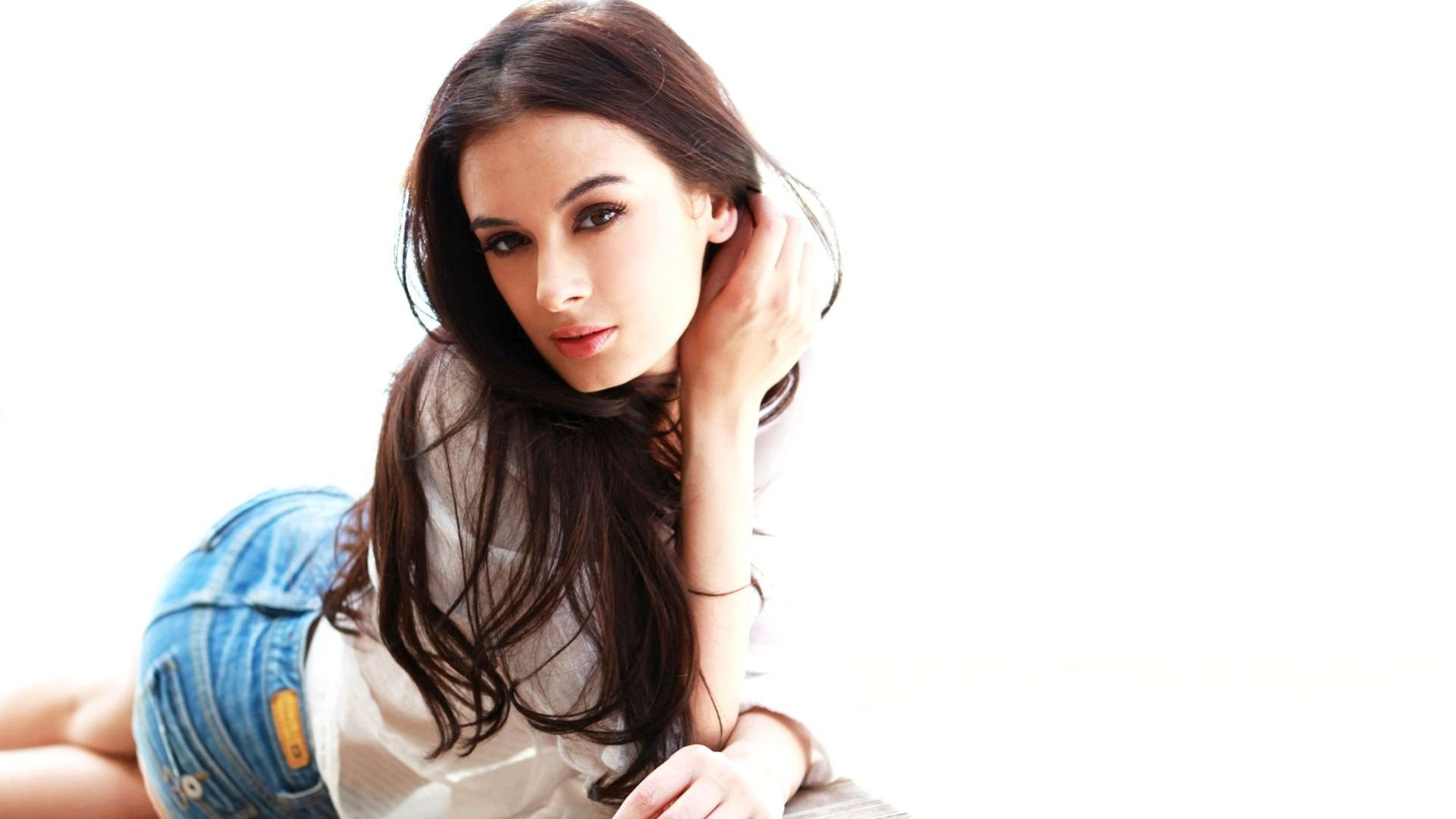 evelyn, Sharma, German, Indian, Actress, Model, Babe,  45 Wallpaper