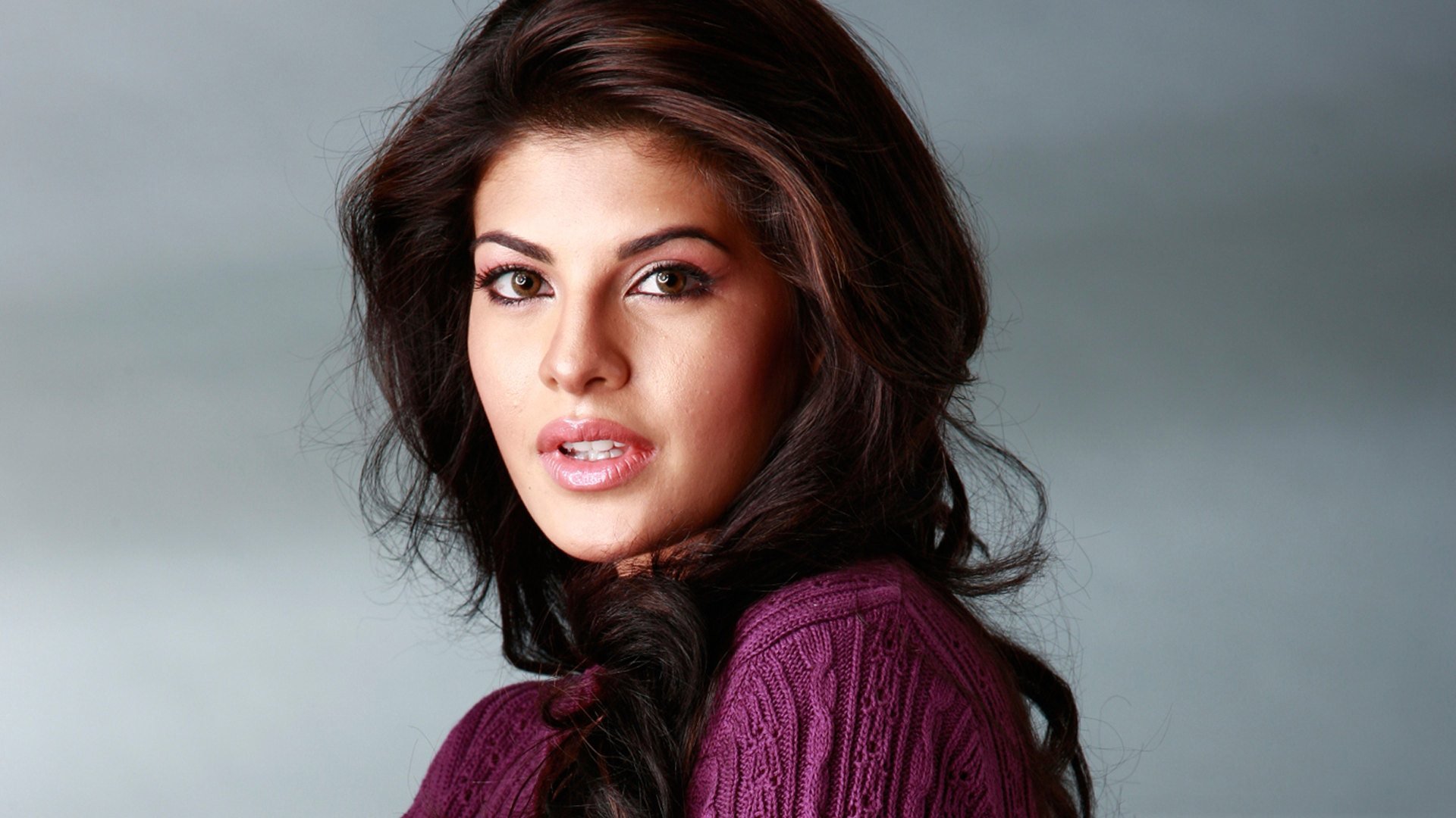 jacqueline, Fernandes, Indian, Film, Actress, Model, Babe, Bollywood,  77 Wallpaper