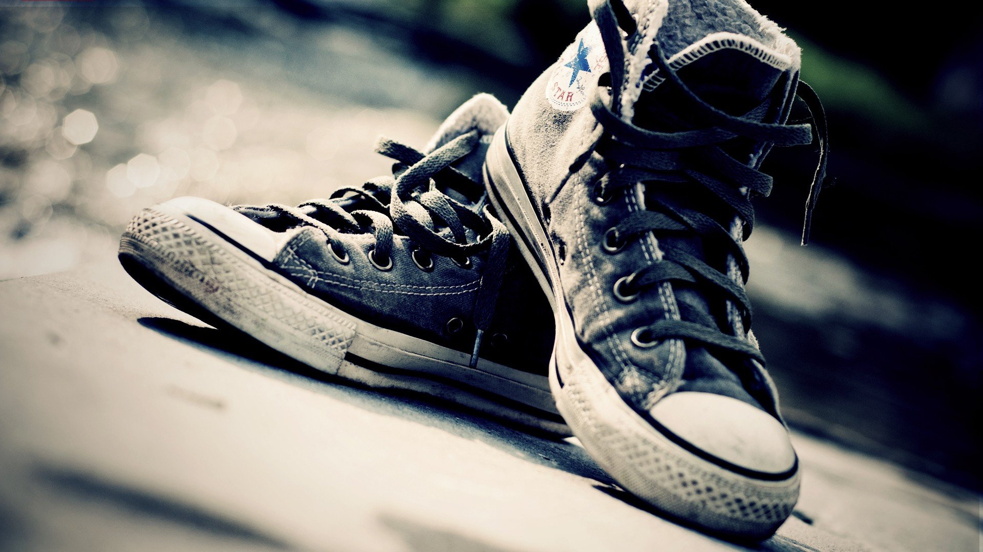 shoes, Converse, Bokeh, Sneakers Wallpaper