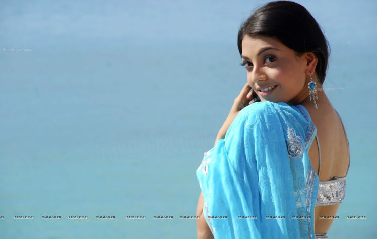 kajal, Agarwal, Indian, Actress, Bollywood, Model, Babe,  26 HD Wallpaper Desktop Background