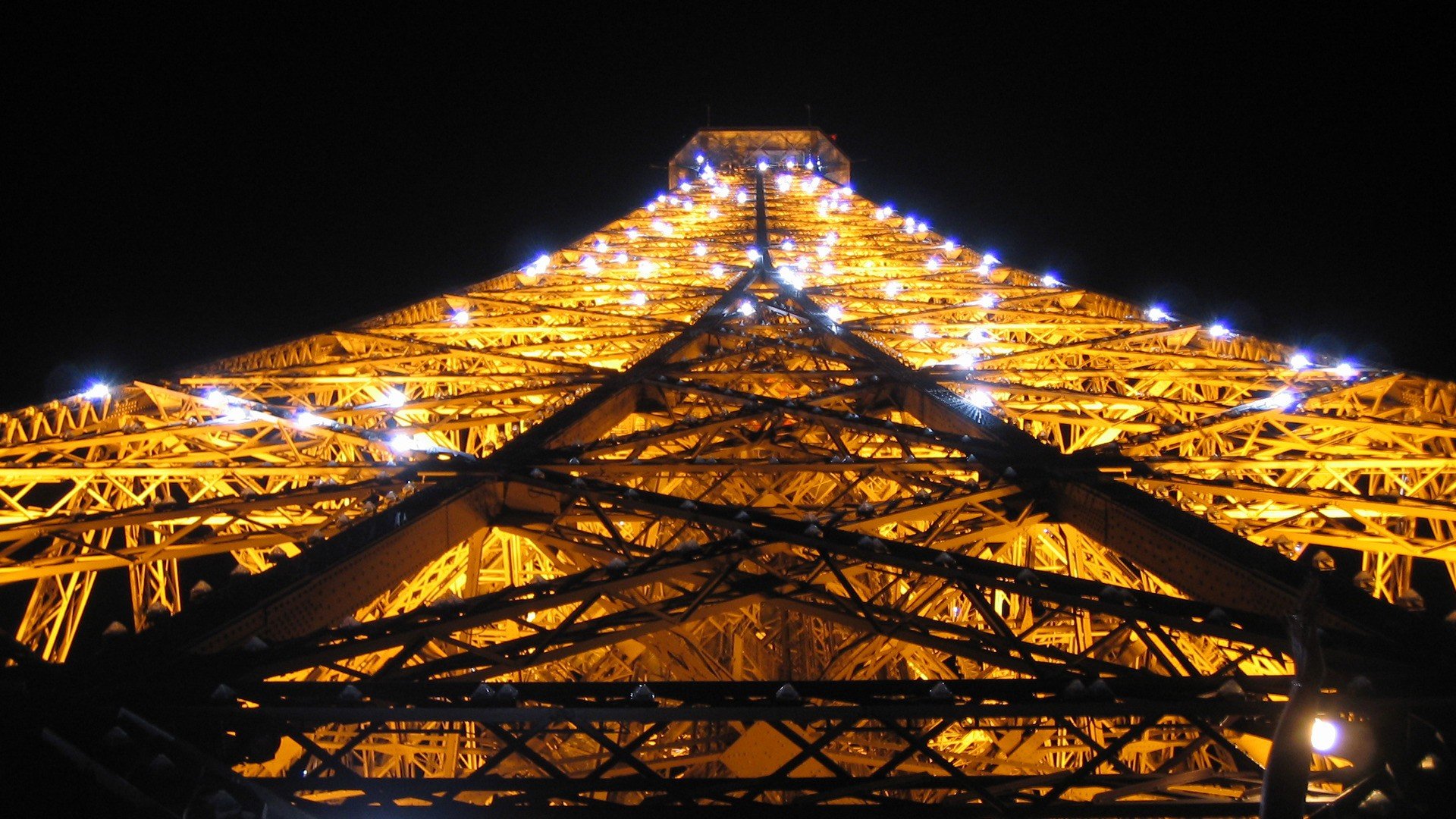 eiffel, Tower, Paris, Lights, Illuminated Wallpaper