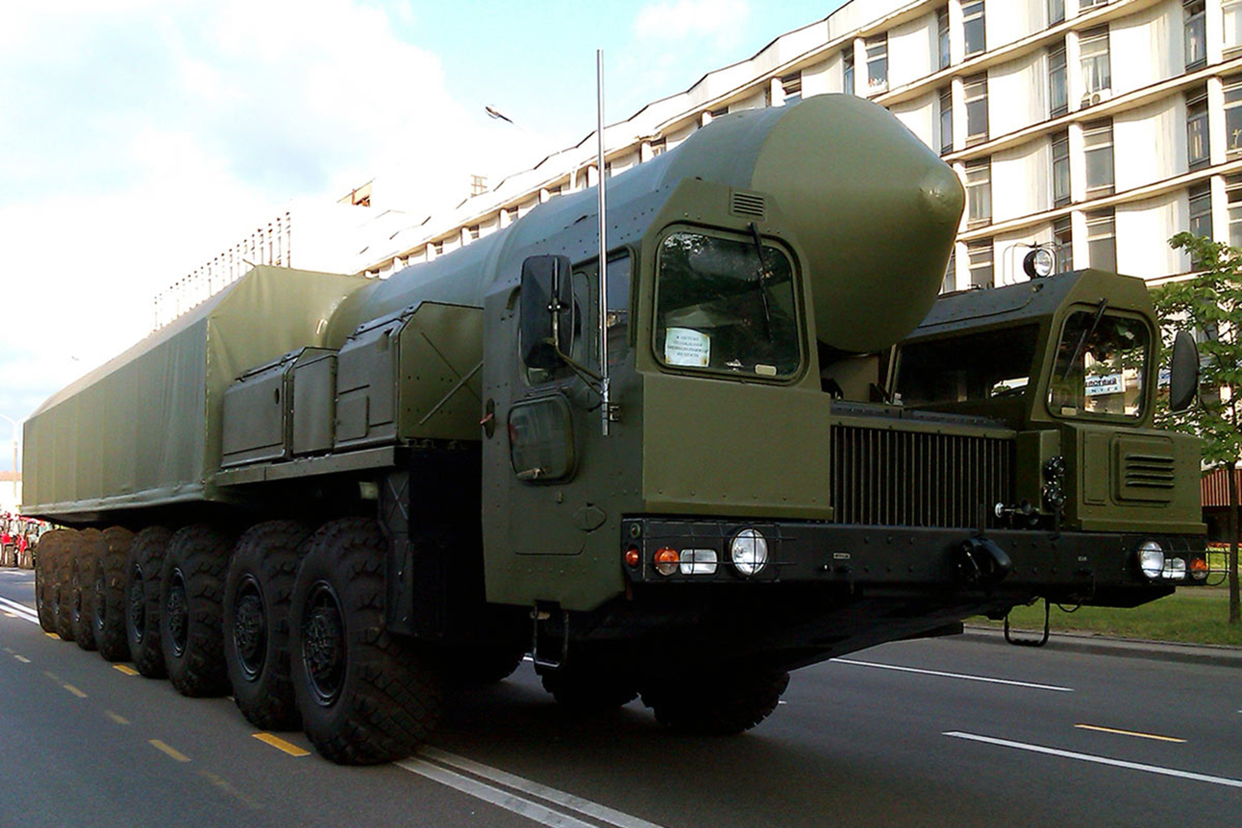 topol, Russia, Missile, Russian, Soviet, Truck, System, Mlitary, Ugypl, 4000x2667 Wallpaper