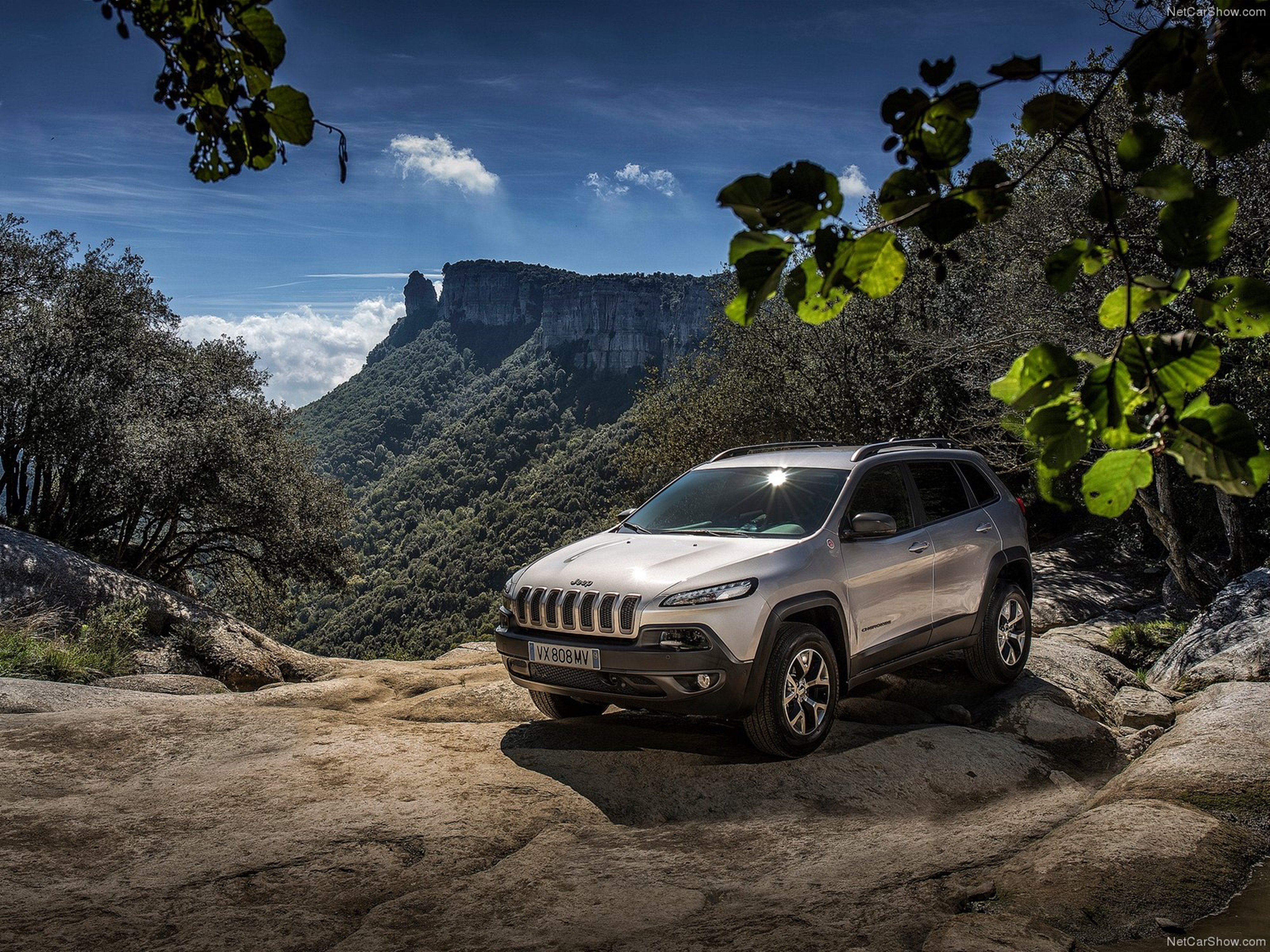 jeep, Cherokee, Eu version, 2014, Car, Suv, 4x4, Off road, 4000x3000, Silver Wallpaper