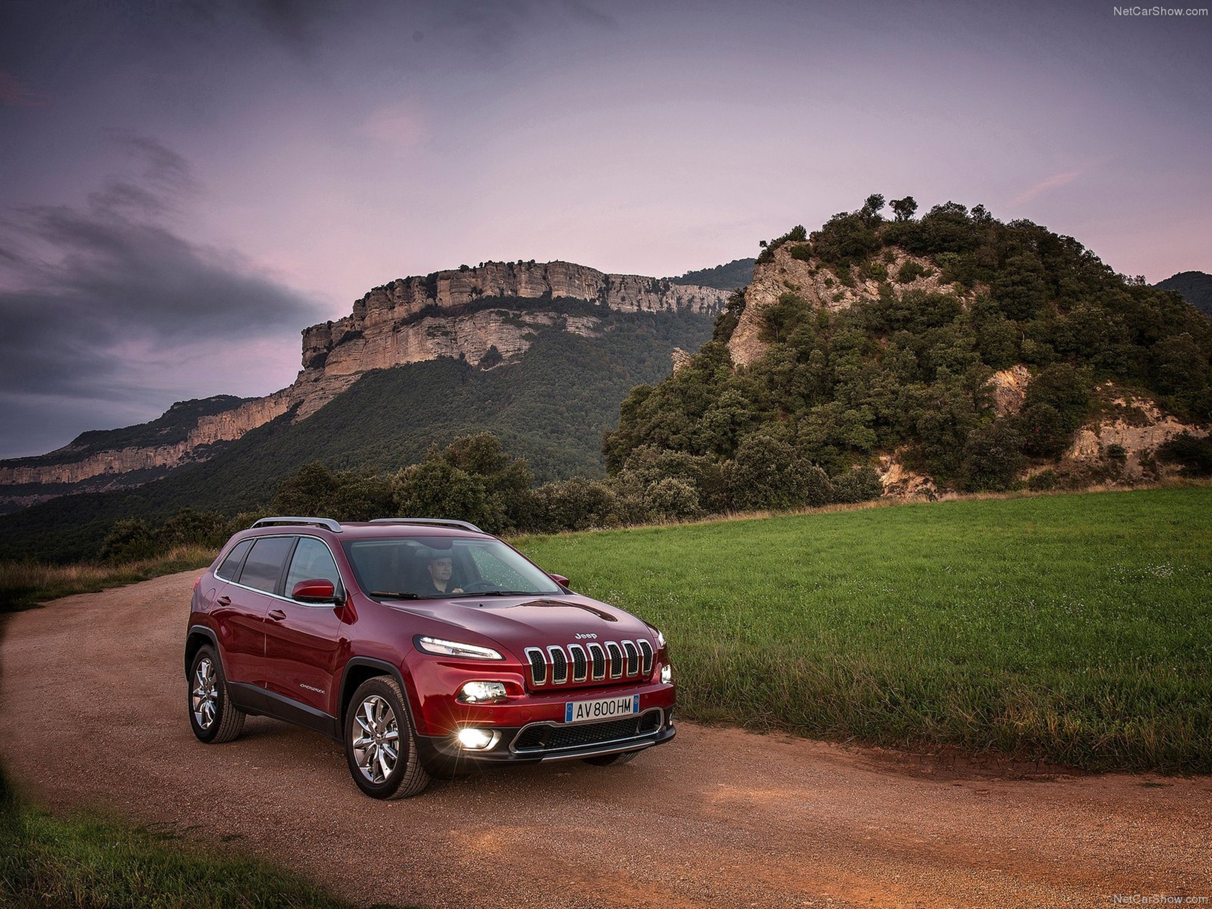  jeep  Cherokee Eu version 2014 Car Suv 4x4 Off road 