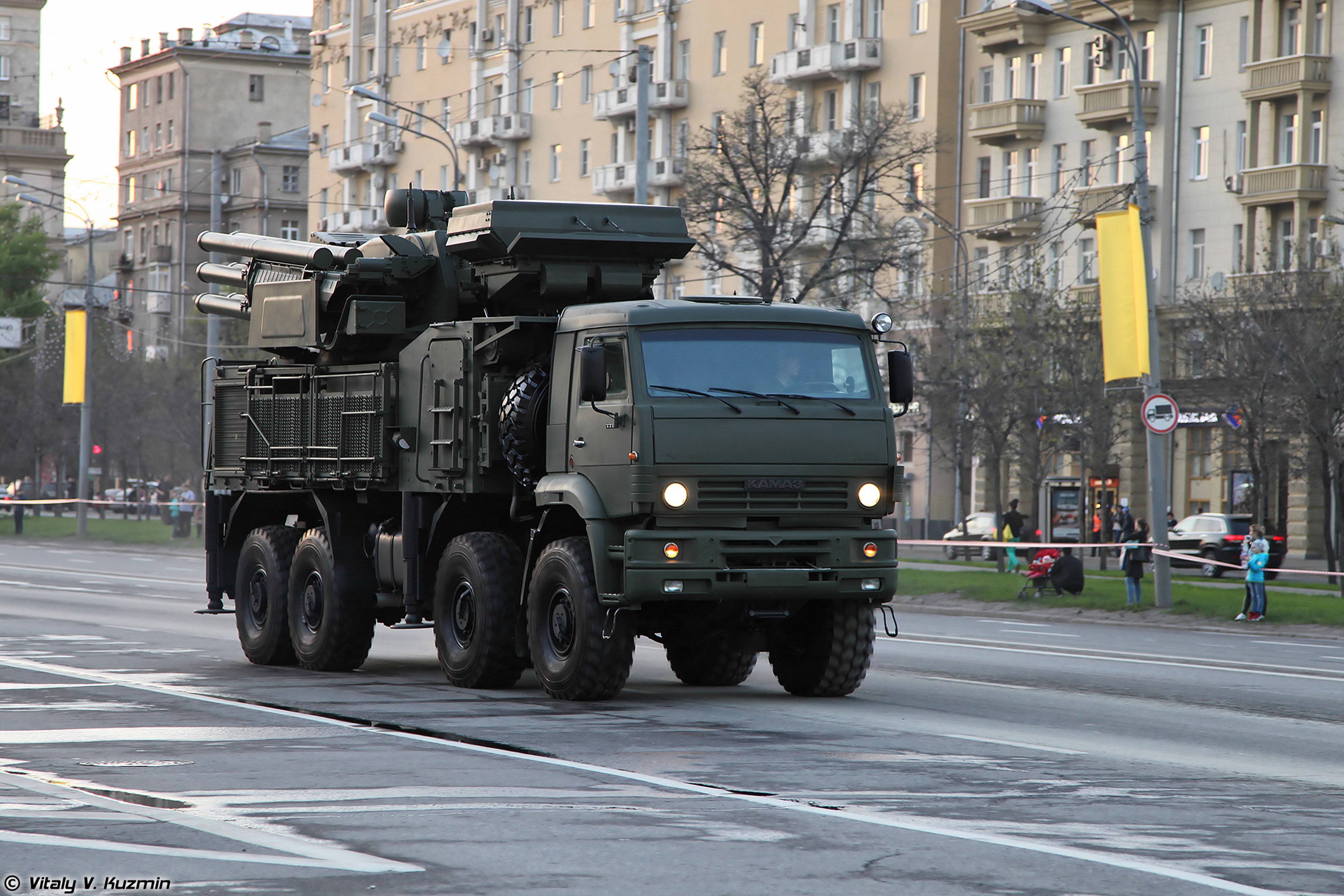 april 29th, Rehearsal, Of, 2014, Victory, Day, Parade, In, Moscow, Russia, Red, Star, Russian, Military, Army, 96k6, Pantsir s1, Telar, Anti aircraft, Missile, Kamaz, Truck, 4000x2667 Wallpaper