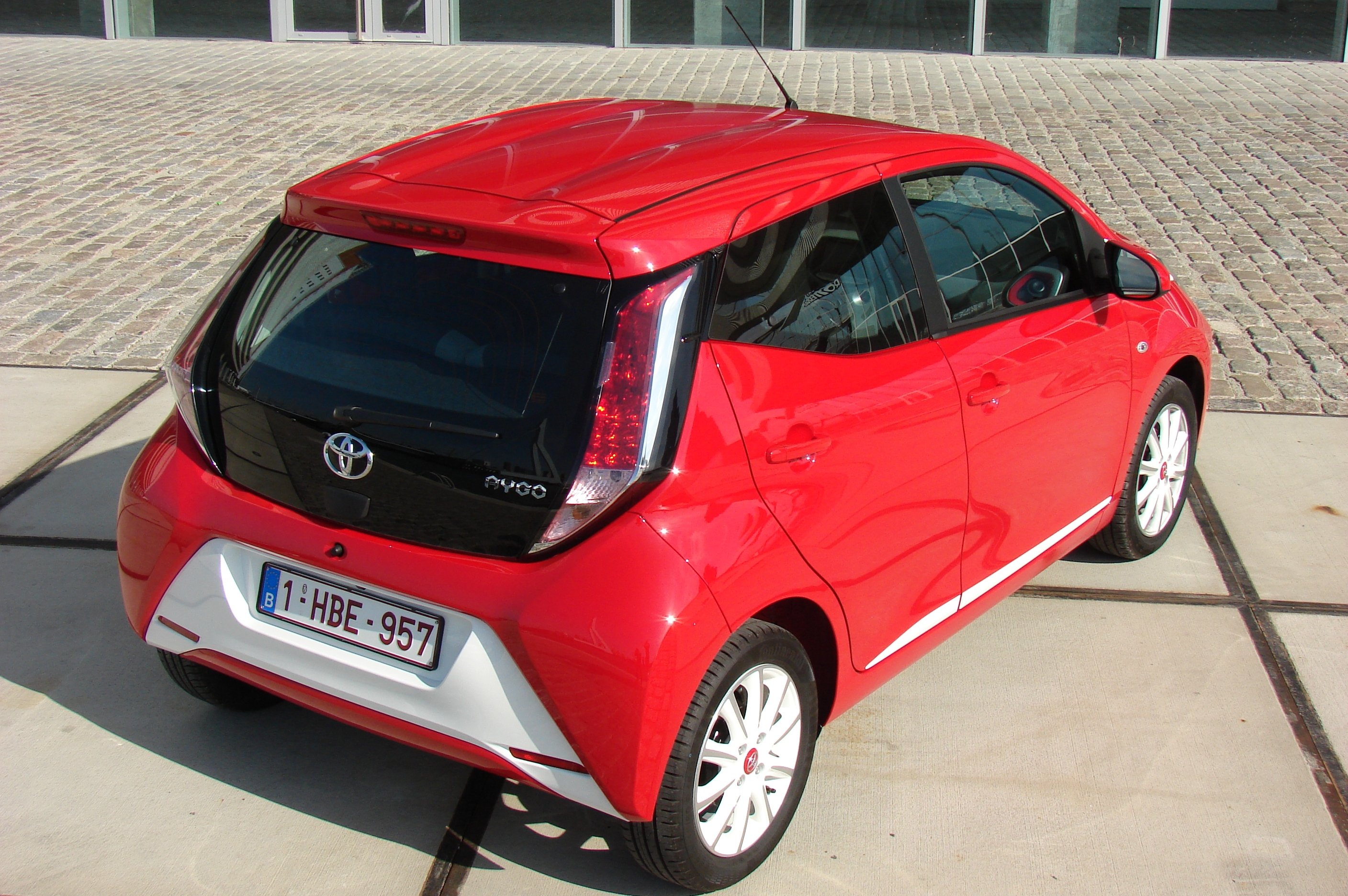 2014 toyota aygo Wallpaper