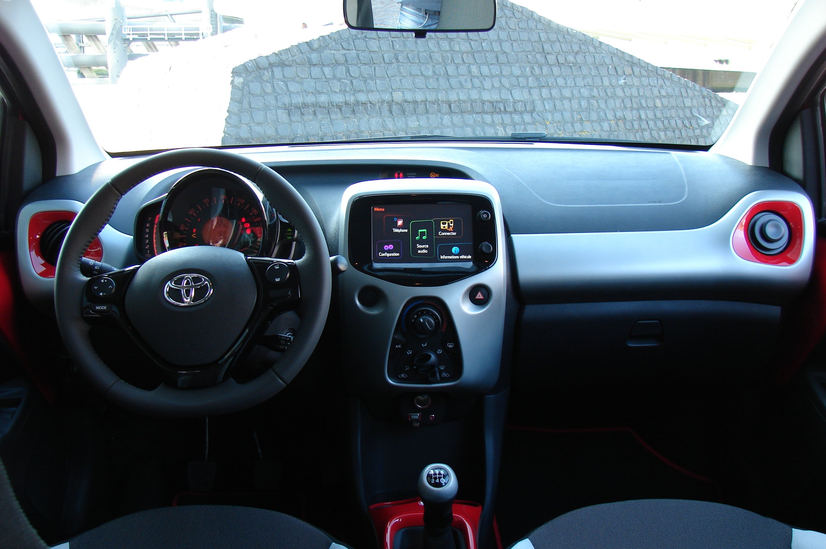 2014 toyota aygo Wallpaper