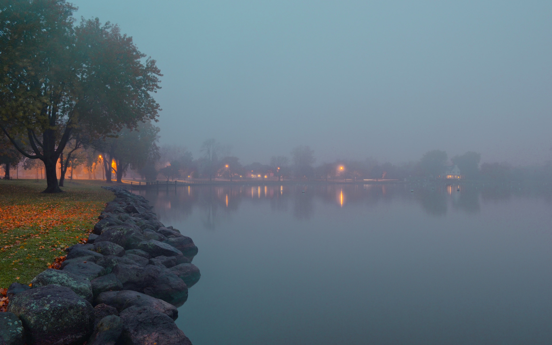 lakes, Water, Reflection, Fog, Mist, Stone, Rock, Houses, Architecture, Buildingd, Lights, Trees, Park, Autumn, Fall, Leaves Wallpaper
