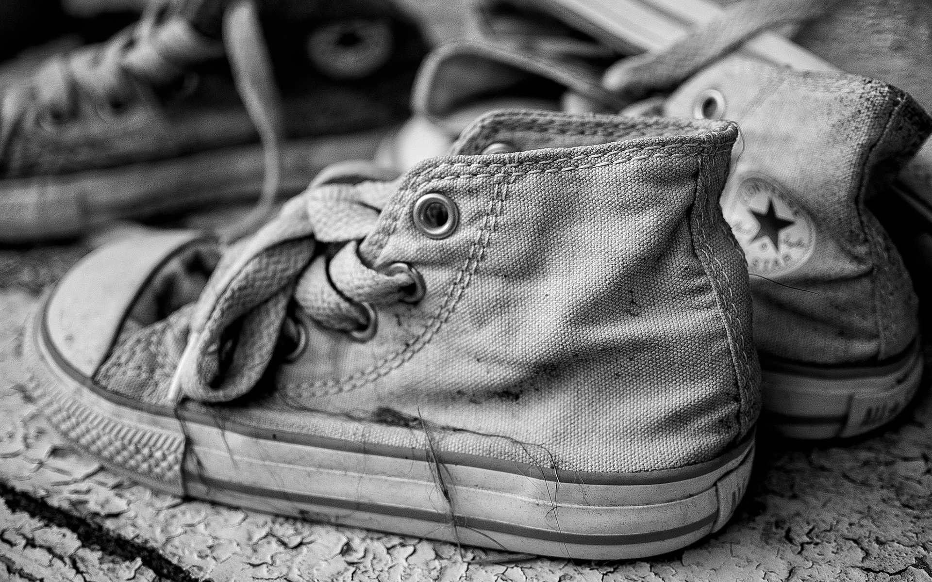 shoes, Converse, Black, White, Retro, Sneakers, Product, Macro, Close up Wallpaper