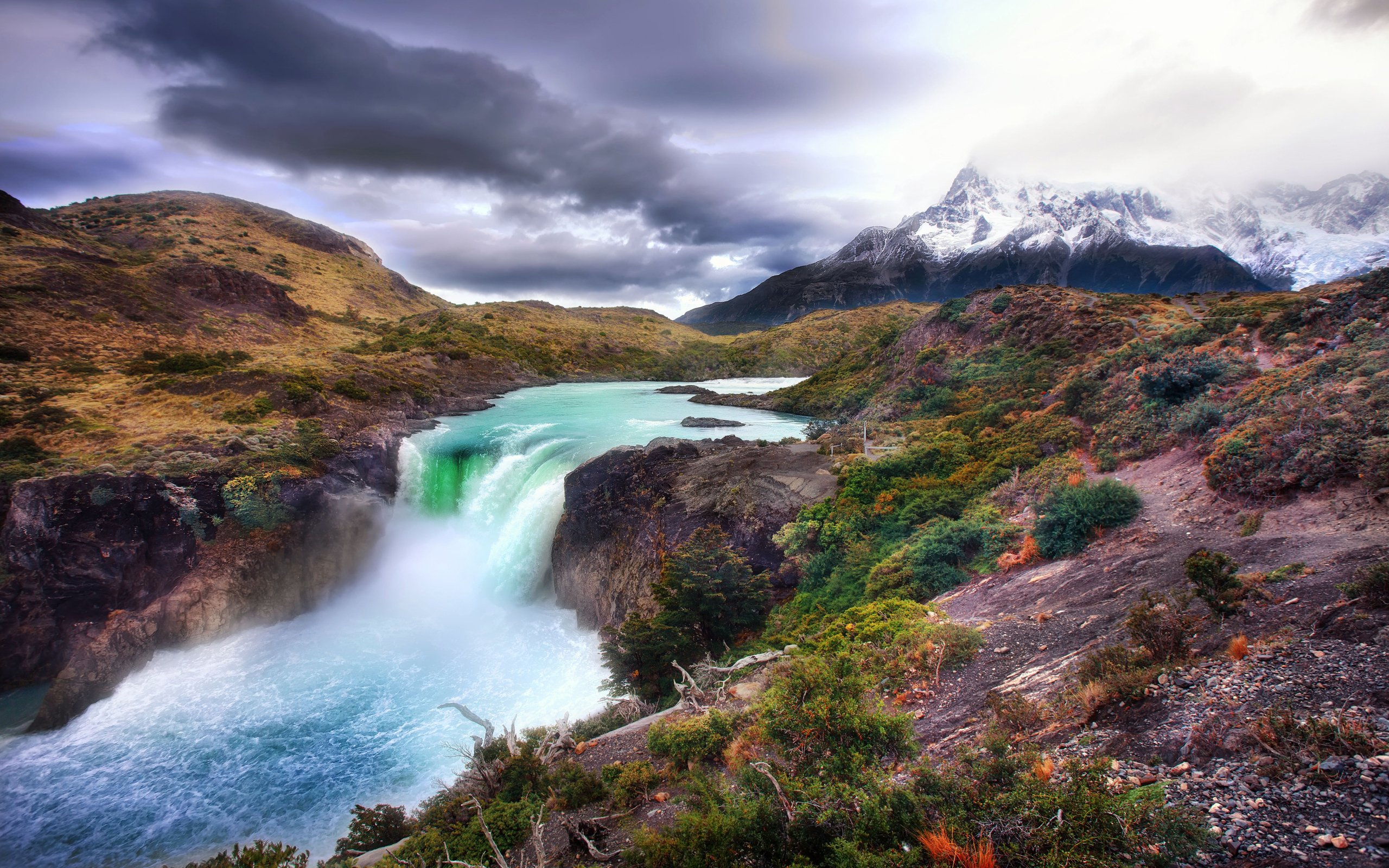 mountains, Wild, Nature, Rocks, Rivers, Lakes, Green Wallpaper